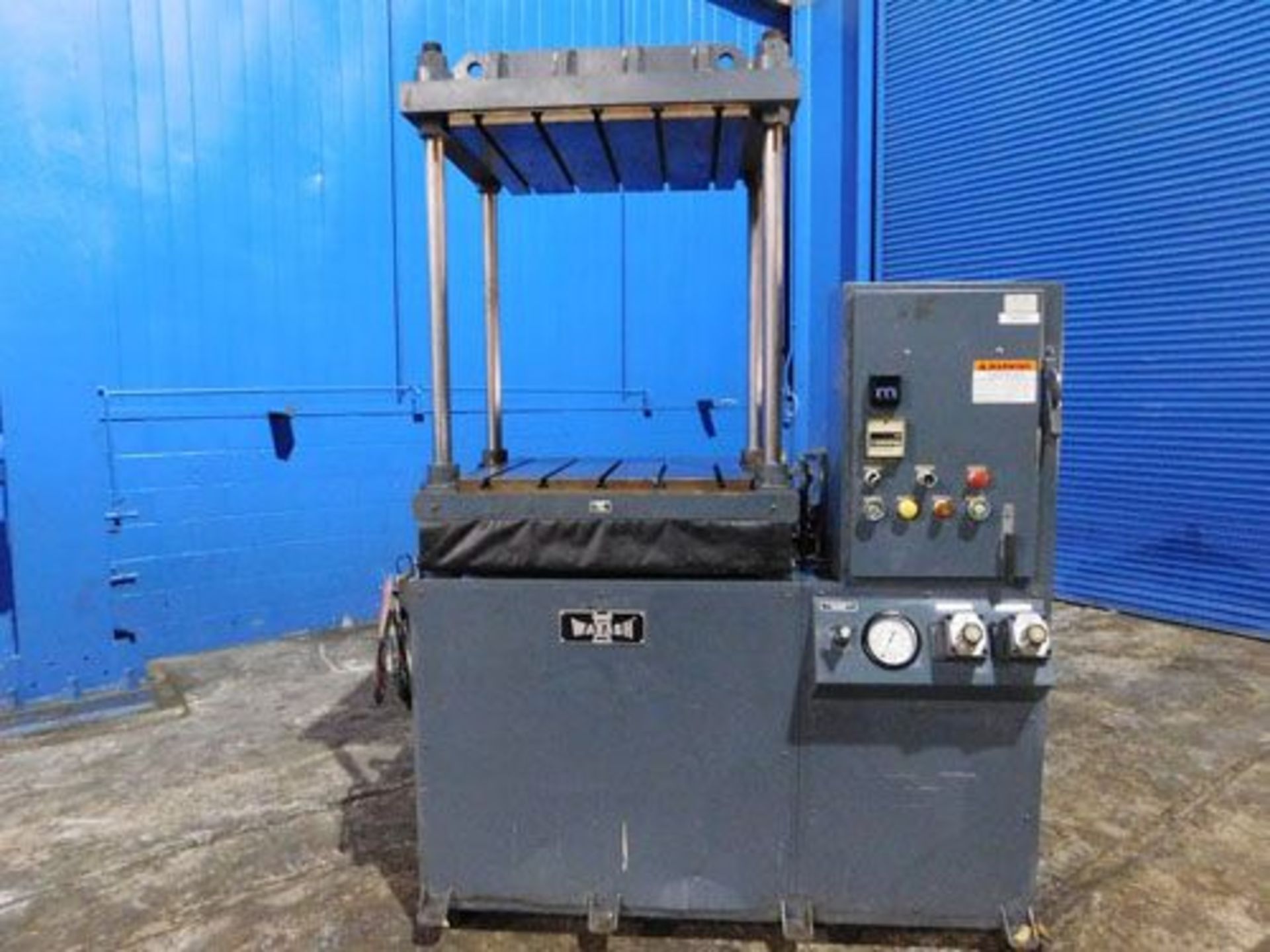 Wabash 4 Post Hydraulic Press (Up Acting) 15 Ton x 30'' x 30''. LOADING FEE FOR THIS LOT: $200