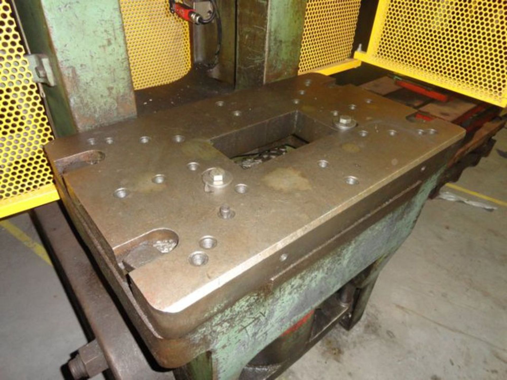Bliss OBI Punch Press 45 Ton x 29 1/2'' x 19 1/2'. LOADING FEE FOR THIS LOT: $350 - Image 5 of 10