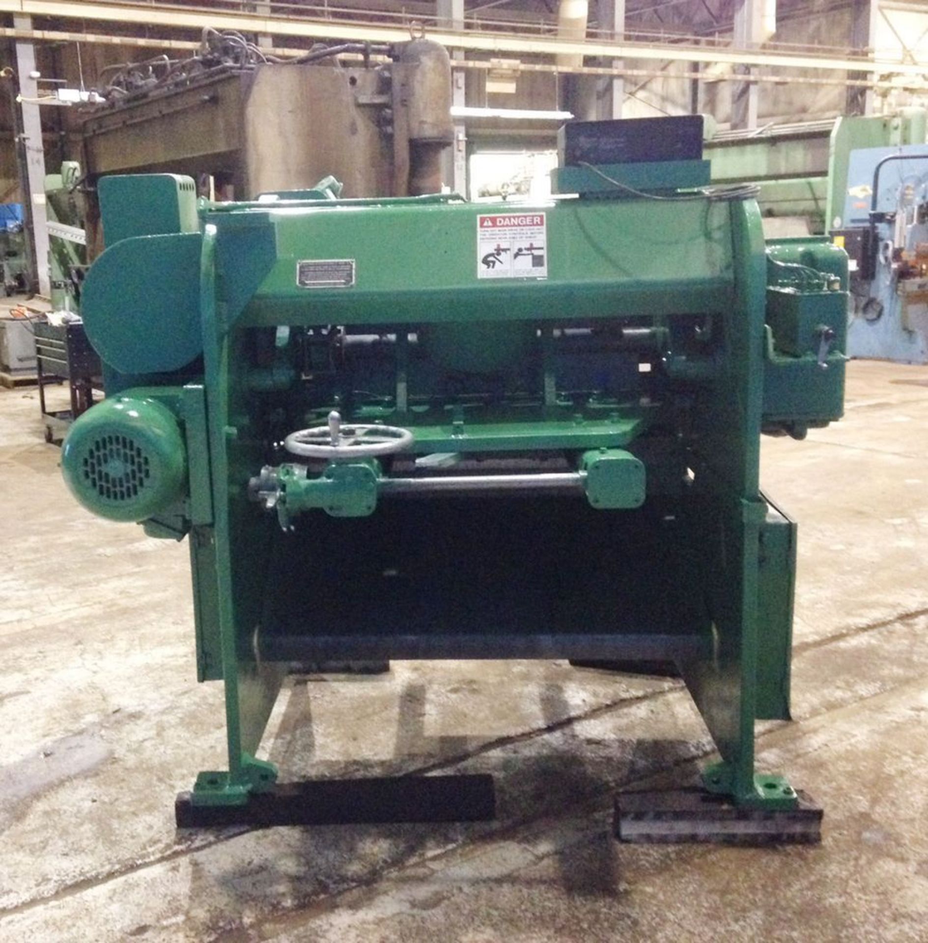 Cincinnati Power Shear 14 Ga. x 4'. LOADING FEE FOR THIS LOT: $500 - Image 6 of 8