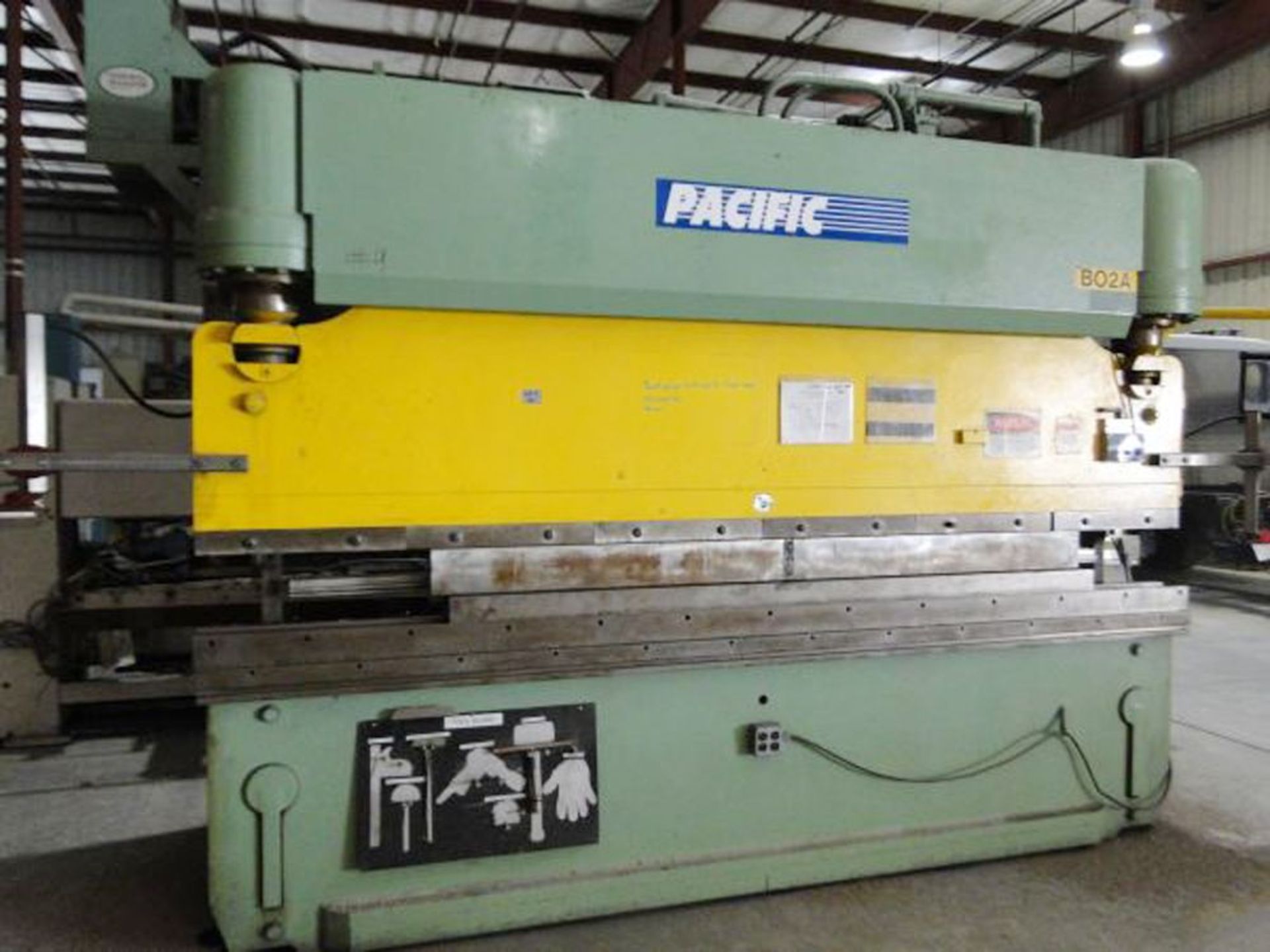 Pacific CNC 2 Axis Hydraulic Press Brake 175 Ton x 12'