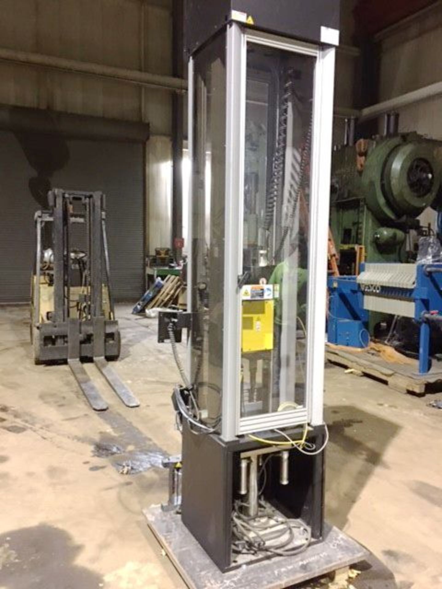 Instron DynaTup Drop Impact Tester 1.9- 745 Ft. Lbs.. LOADING FEE FOR THIS LOT: $250 - Image 7 of 20