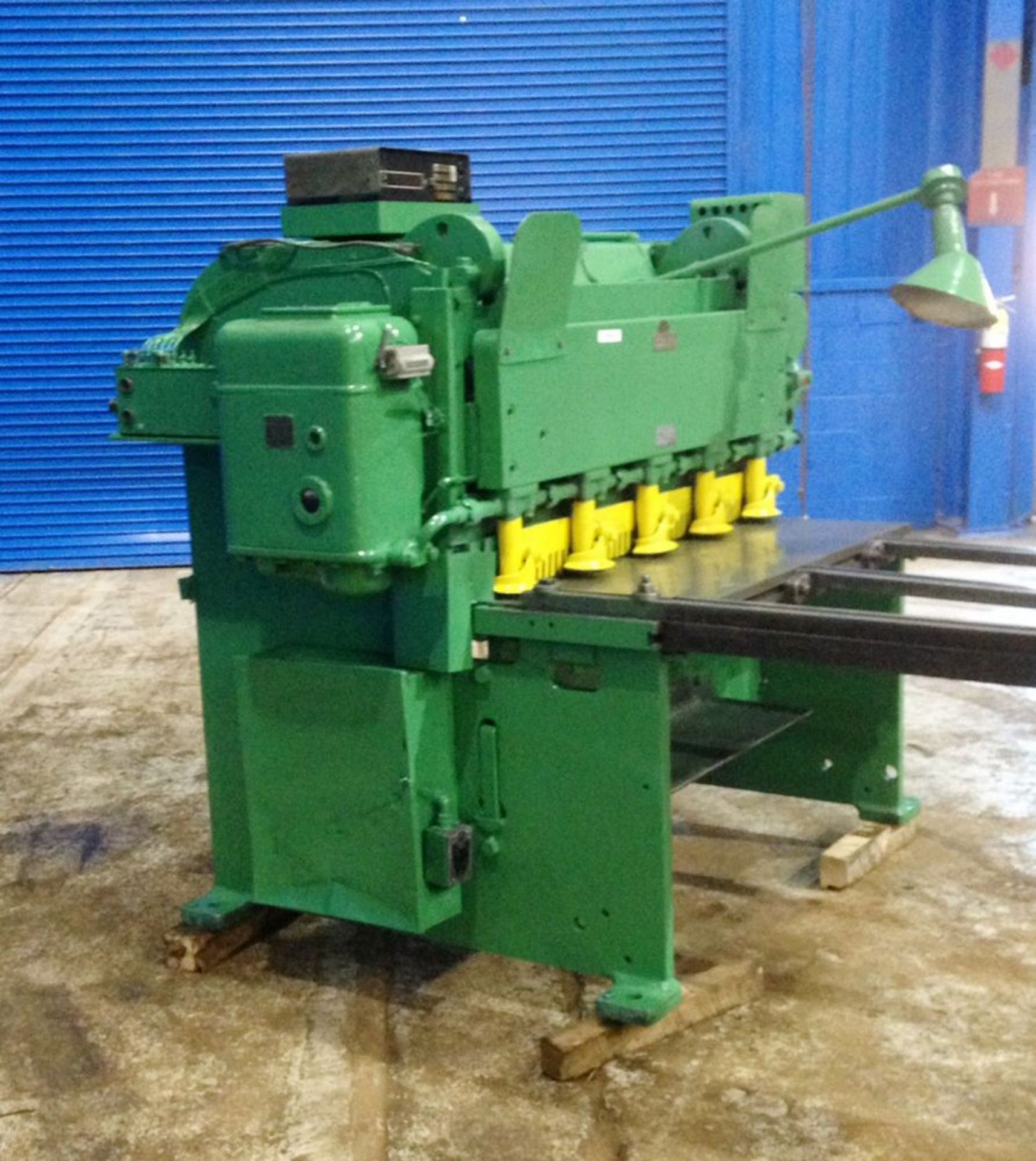 Cincinnati Power Shear 14 Ga. x 4'. LOADING FEE FOR THIS LOT: $500 - Image 3 of 8