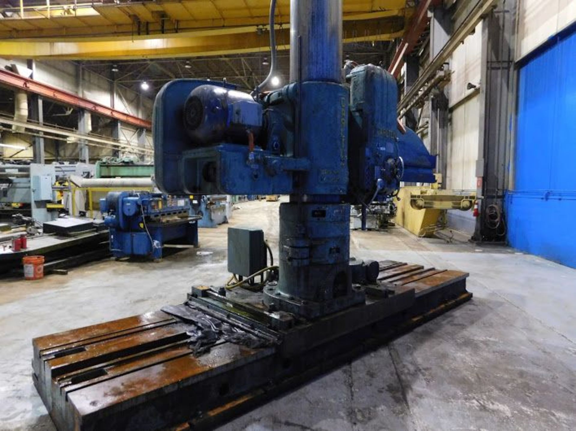 Carlton Traveling Base Radial Arm Drill 7' x 19''. LOADING FEE FOR THIS LOT: $1200 - Image 8 of 10