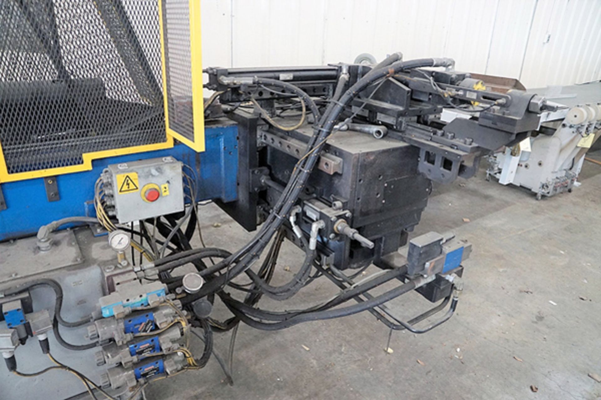 Eaton Leonard CNC Hydraulic Tube & Pipe Bender 2'' x 174''. LOADING FEE FOR THIS LOT: $750 - Image 5 of 11