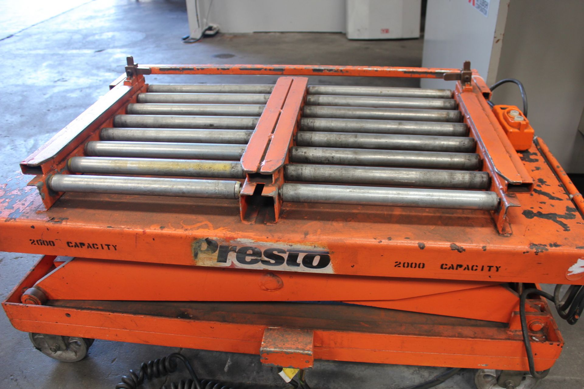 Presto Hydraulic Scissor Lift Table 2,000 Lbs. x 48'' x 24''. LOADING FEE FOR THIS LOT: $50 - Image 2 of 8