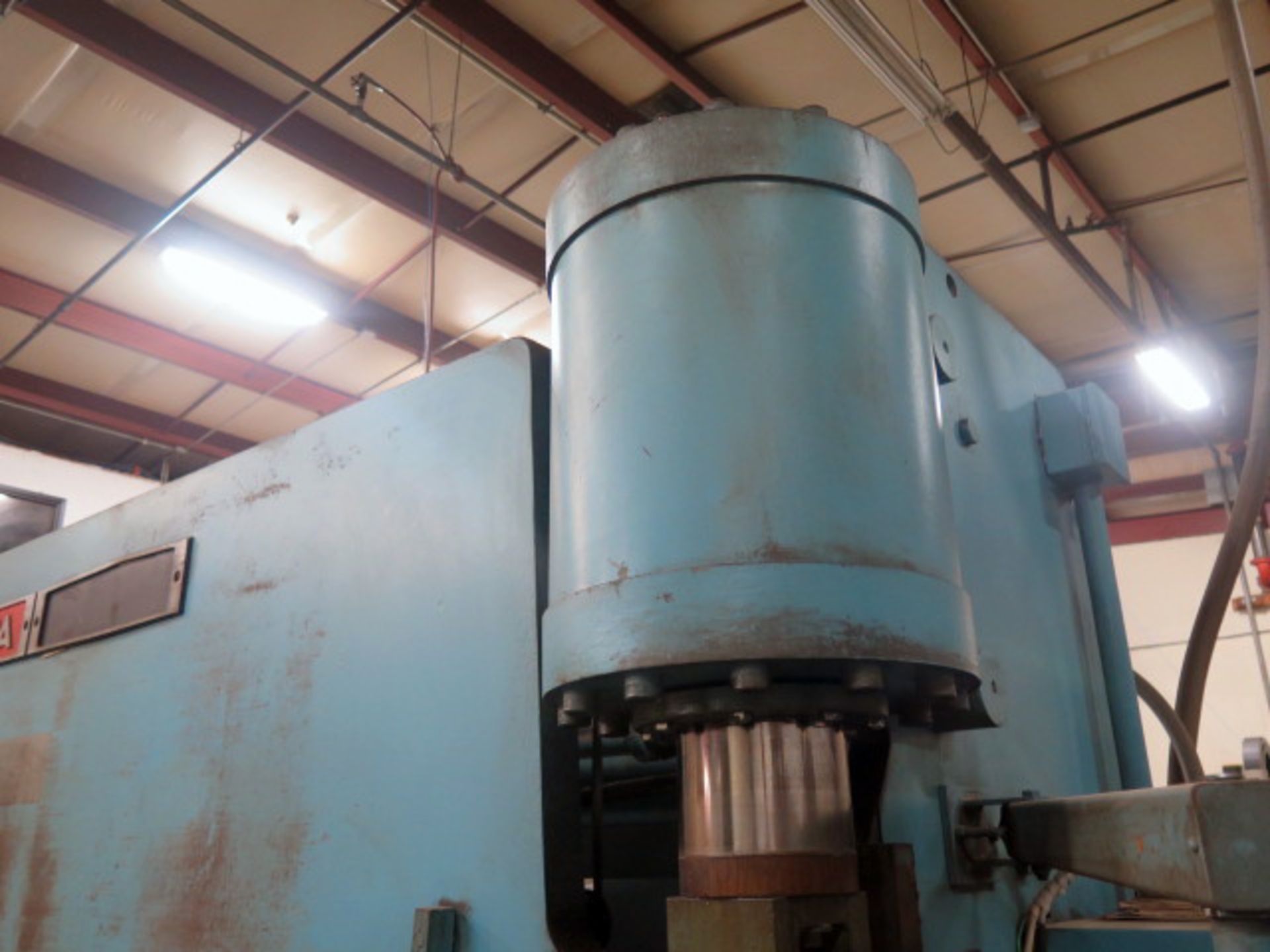 Niagara CNC Hydraulic Press Brake 175 Ton x 12'. LOADING FEE FOR THIS LOT: $1200 - Image 8 of 12