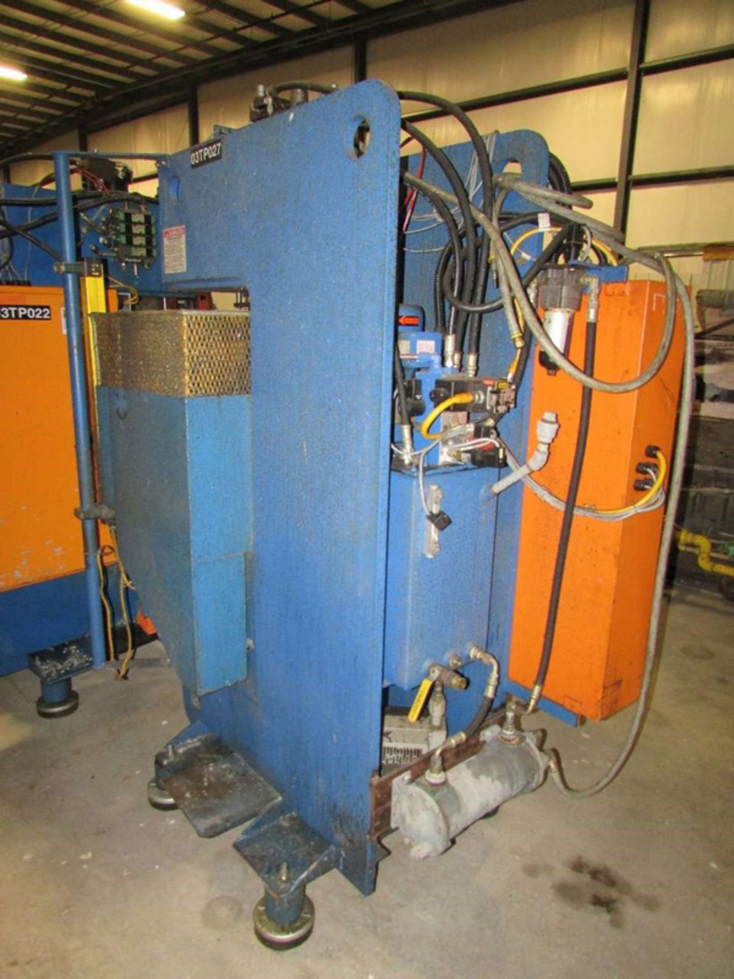 Neff Hydraulic C Frame Press 12 Ton x 23'' x 20''. LOADING FEE FOR THIS LOT: $250 - Image 2 of 9