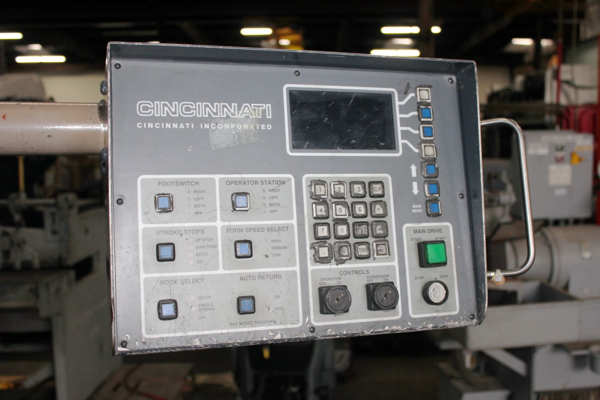 Cincinnati CNC Hydraulic Press Brake 90 Ton x 8'. LOADING FEE FOR THIS LOT: $950 - Image 13 of 19