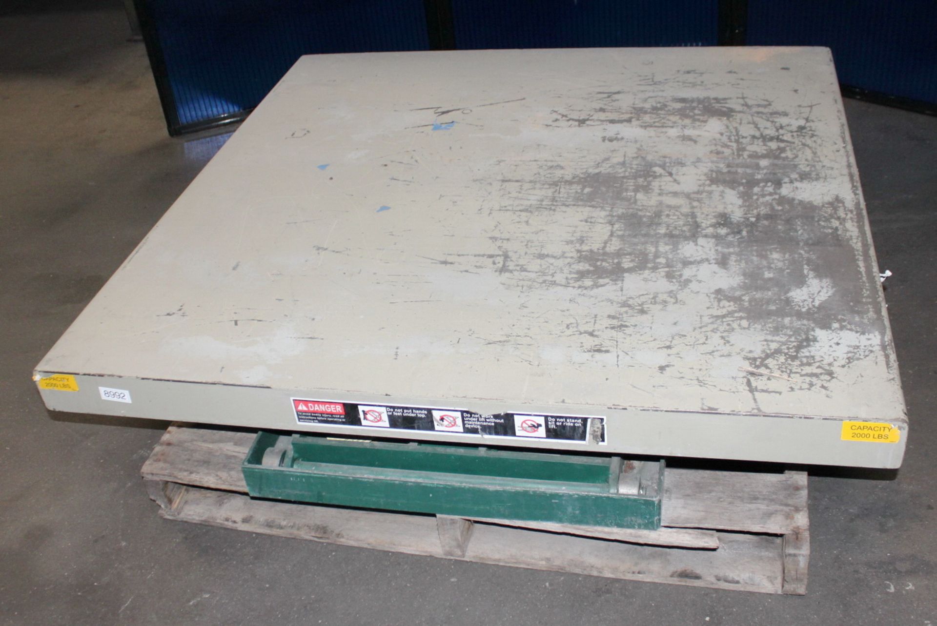 Southworth Hydraulic Lift Table 2,000 Lbs. x 48'' x 48''. LOADING FEE FOR THIS LOT: $25