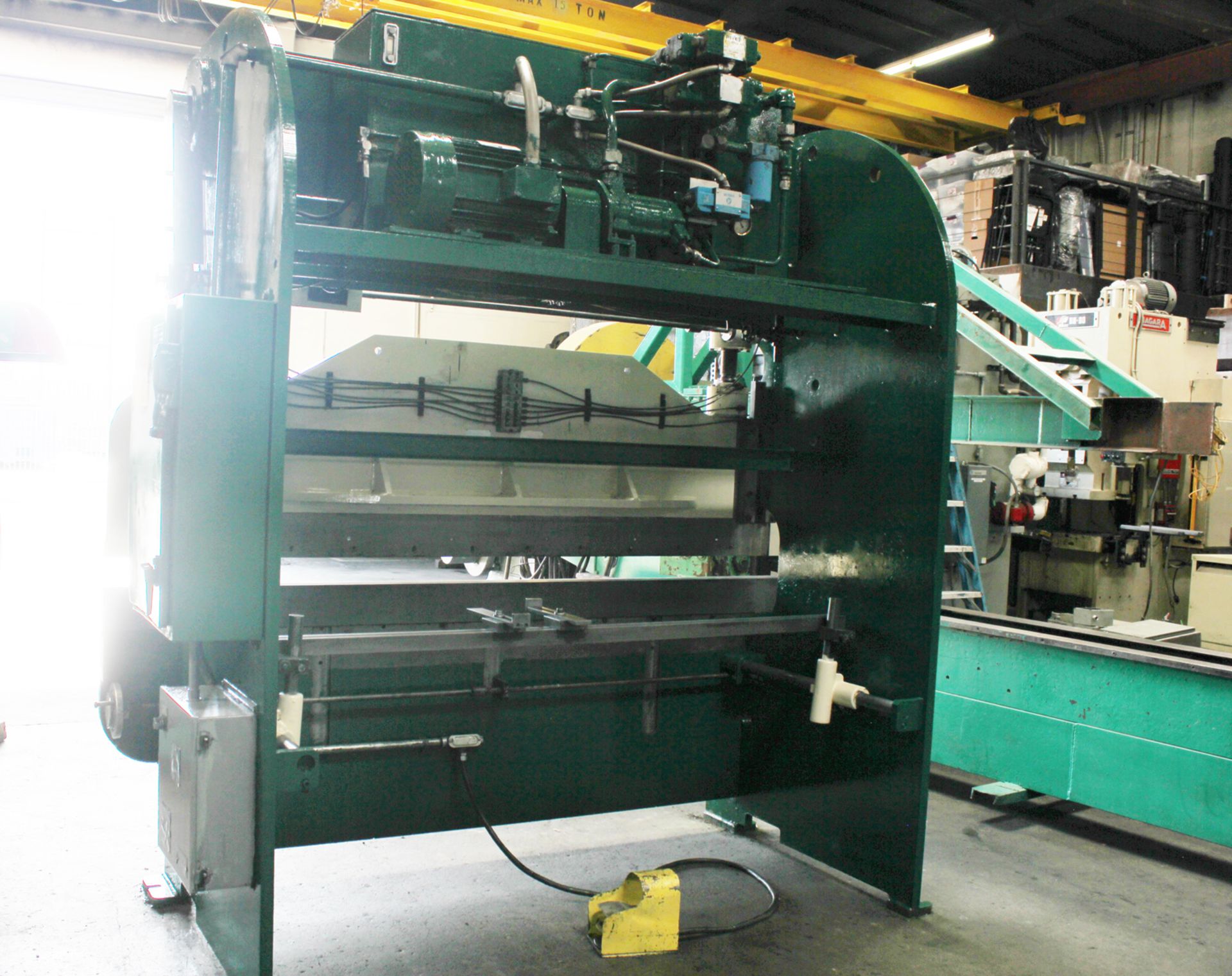 Di-Acro Hydra-Mechanical Press Brake 55 Ton x 8'. LOADING FEE FOR THIS LOT: $800 - Image 10 of 14