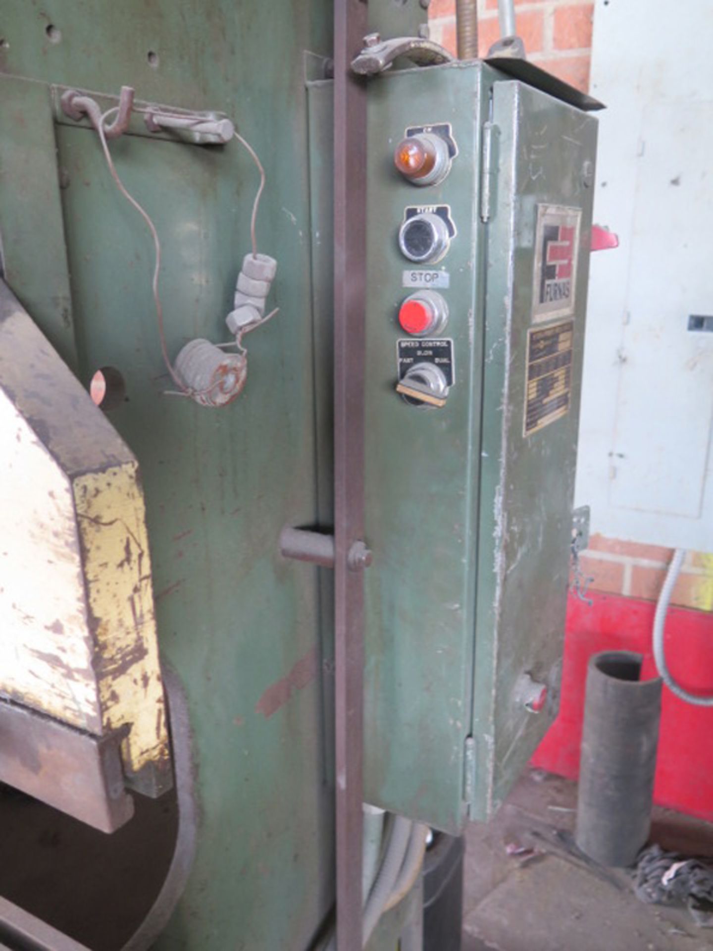 Di-Acro Hydra-Mechanical Press Brake 17 Ton x 4'. LOADING FEE FOR THIS LOT: $325 - Image 5 of 5