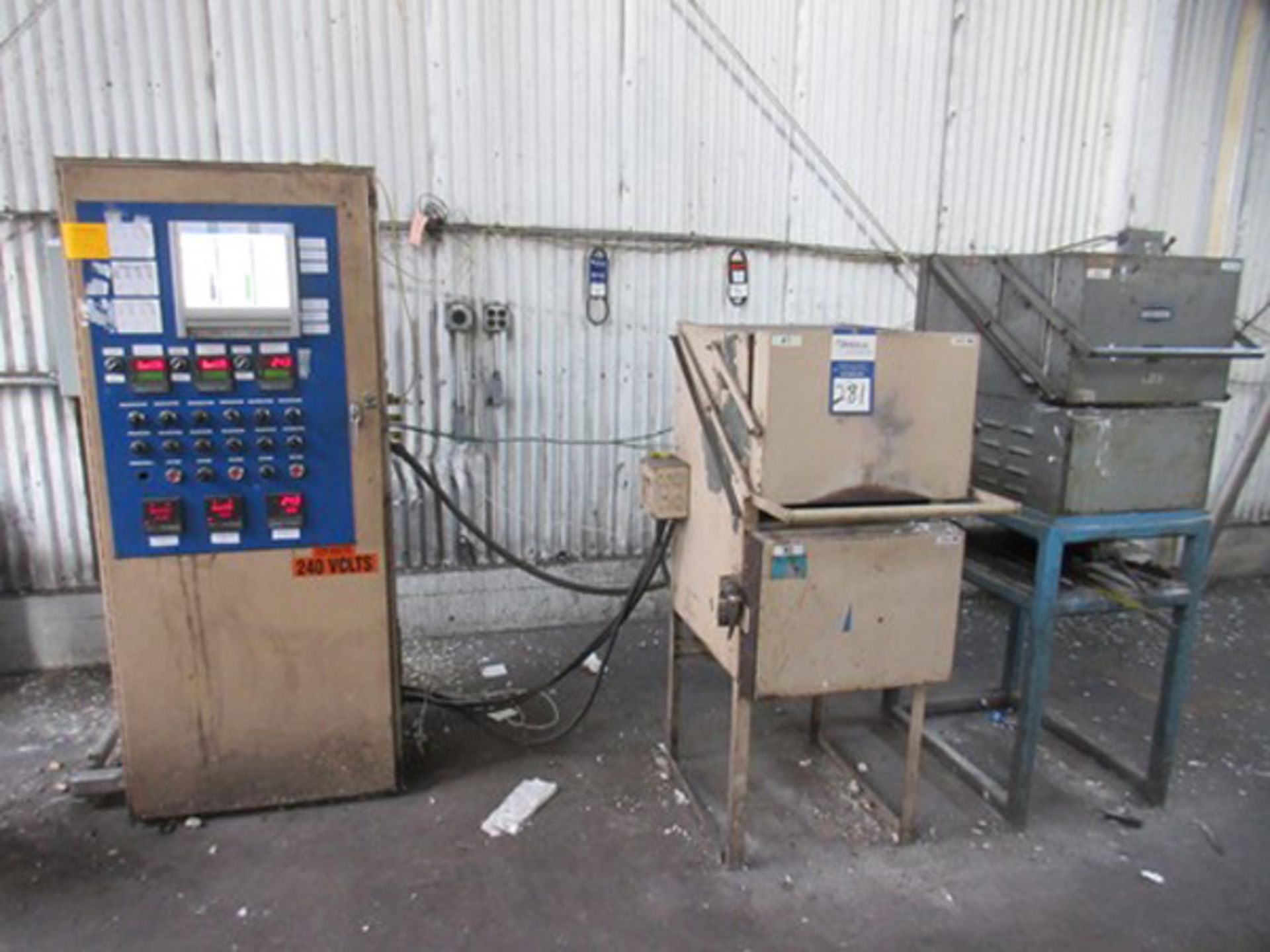 Cress Dual Chamber Electric Furnace 20'' x 12'' x 8''. LOADING FEE FOR THIS LOT: $250