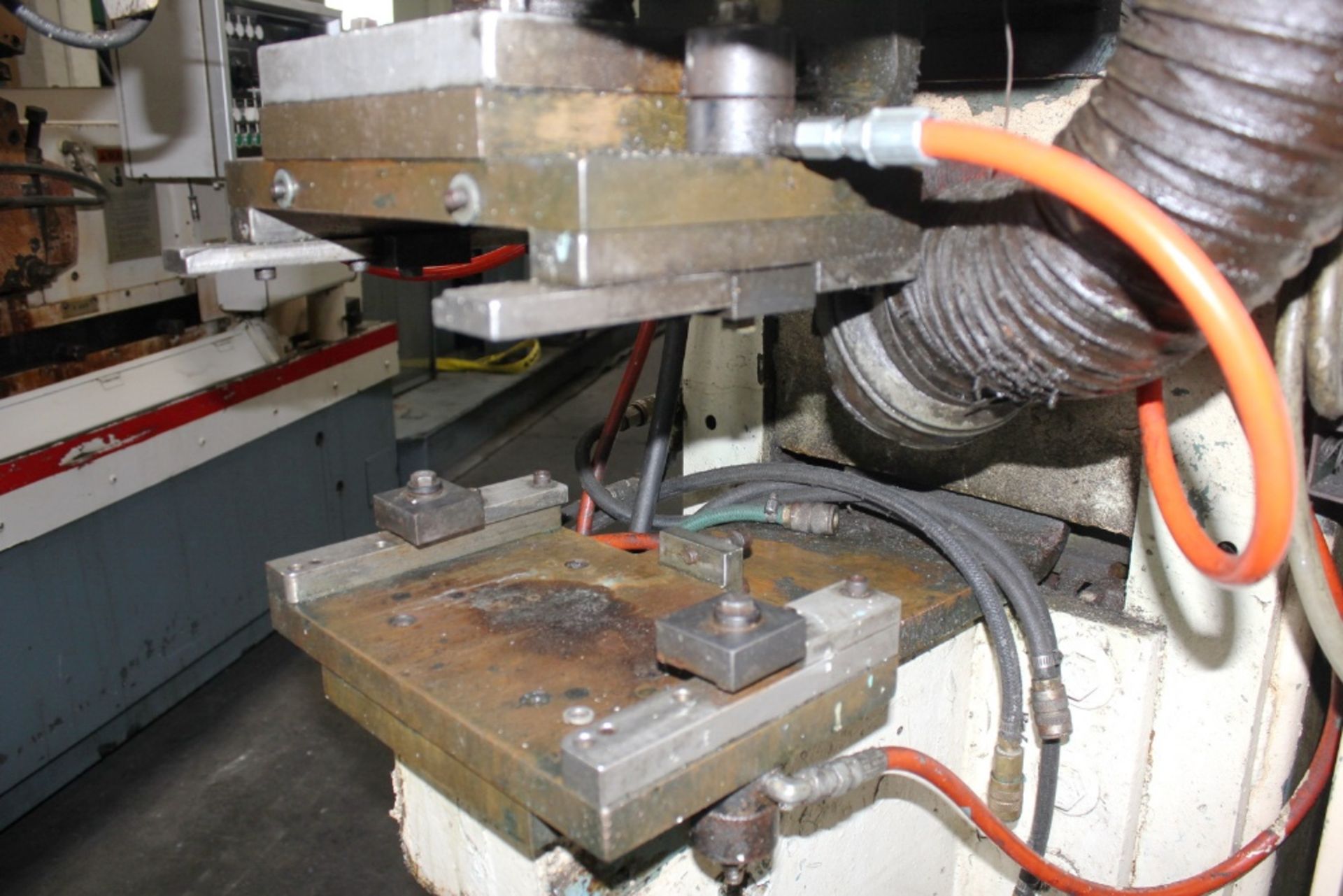 Hoffman Press Type Spot Welder 125 KVA x 14''. LOADING FEE FOR THIS LOT: $150 - Image 11 of 18