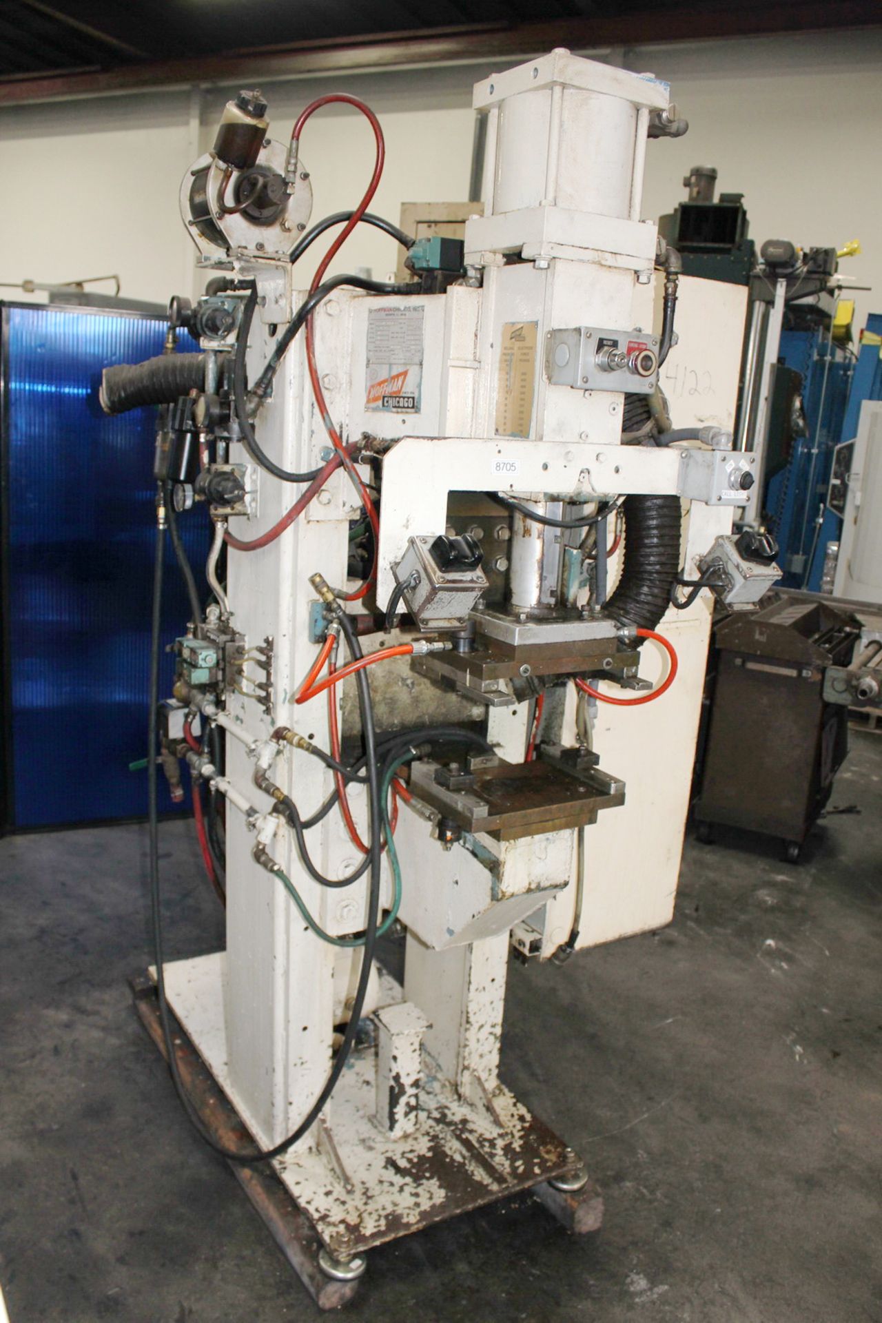 Hoffman Press Type Spot Welder 125 KVA x 14''. LOADING FEE FOR THIS LOT: $150