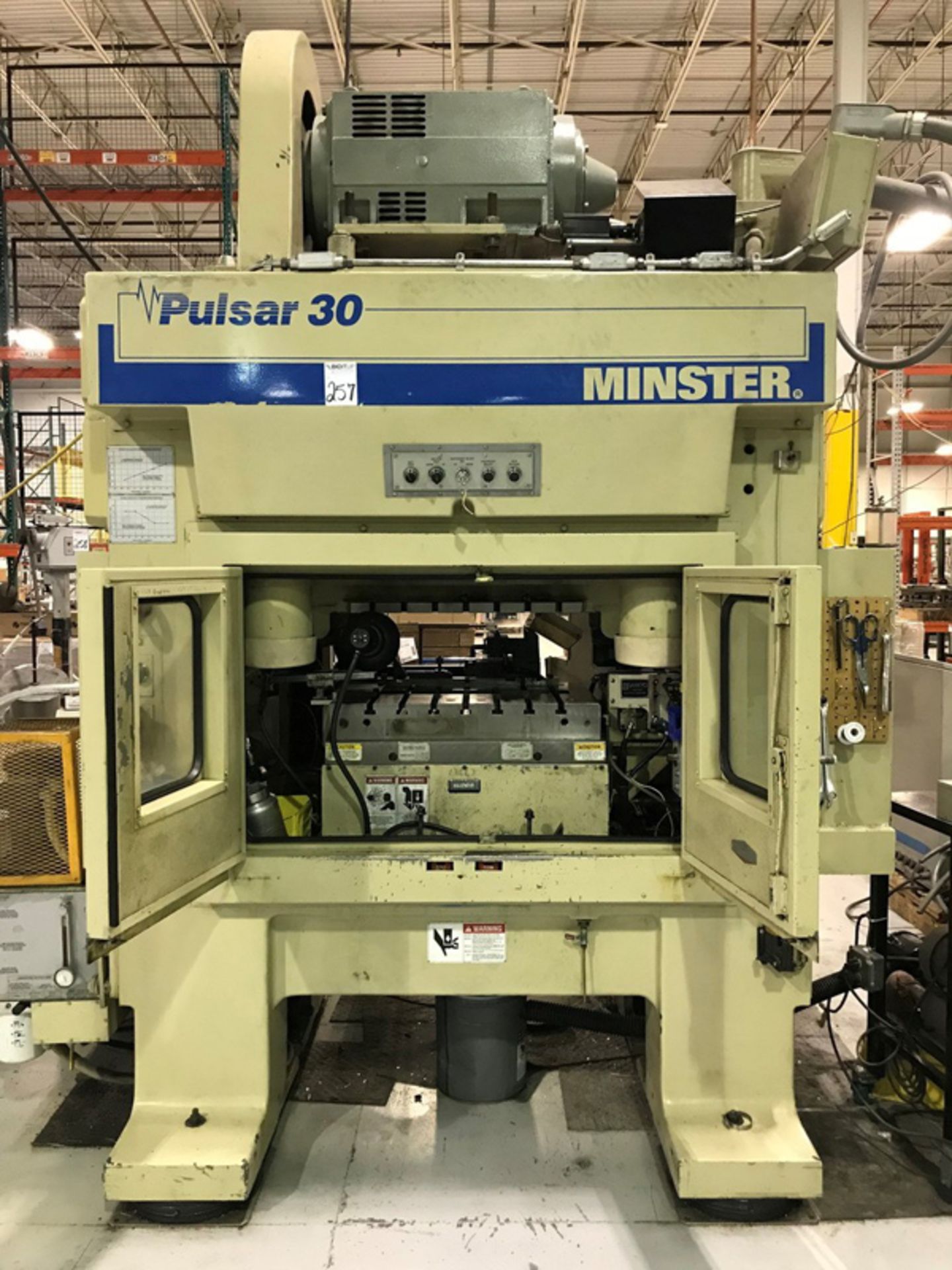 Minster Pulsar 30 High Speed Double Crank Press 30 Ton x 30'' x 21'' (Located in Painesville, OH)