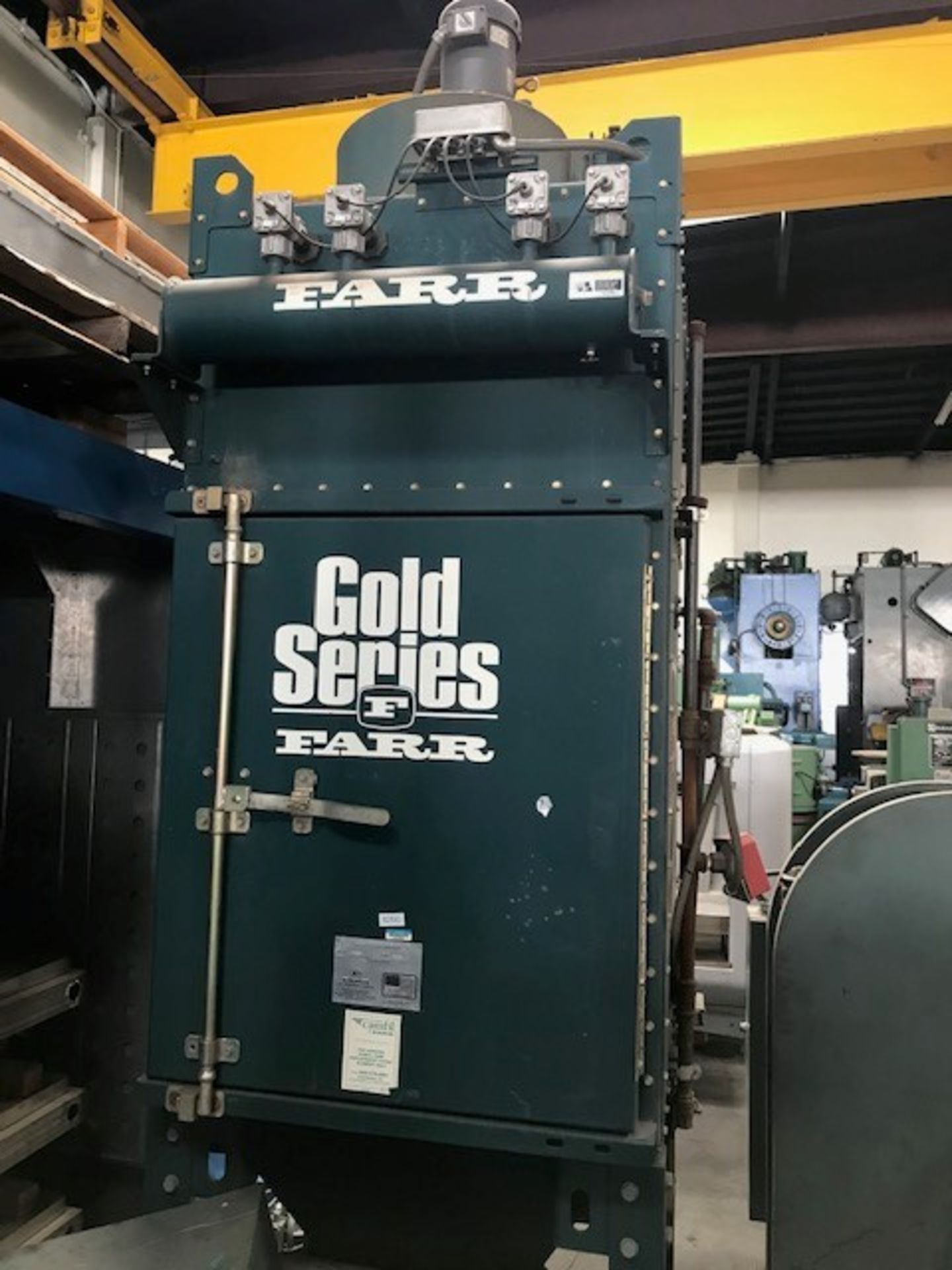 Farr Dust Mist Collector 3,000 CFM. LOADING FEE FOR THIS LOT: $300