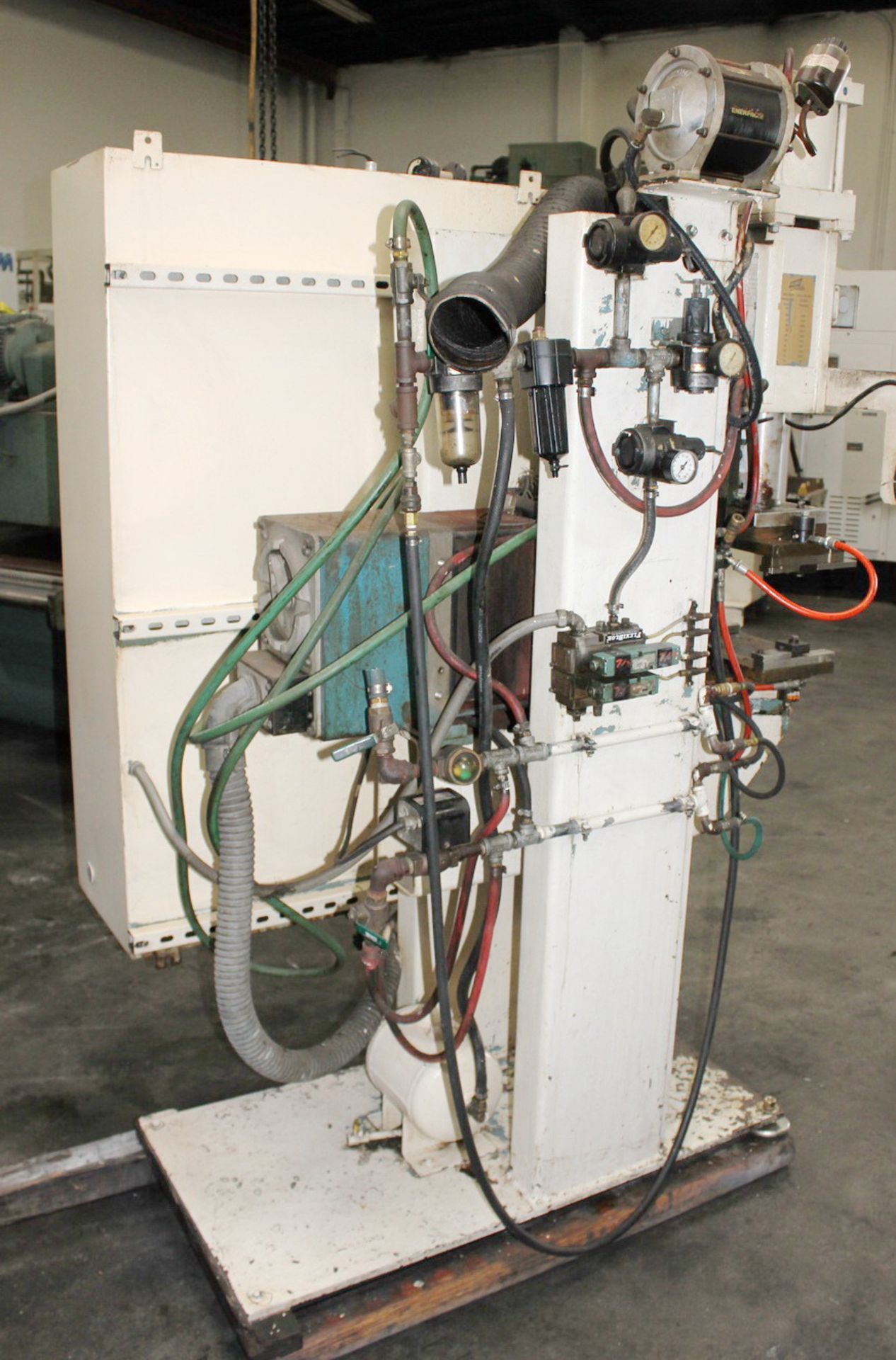Hoffman Press Type Spot Welder 125 KVA x 14''. LOADING FEE FOR THIS LOT: $150 - Image 6 of 18