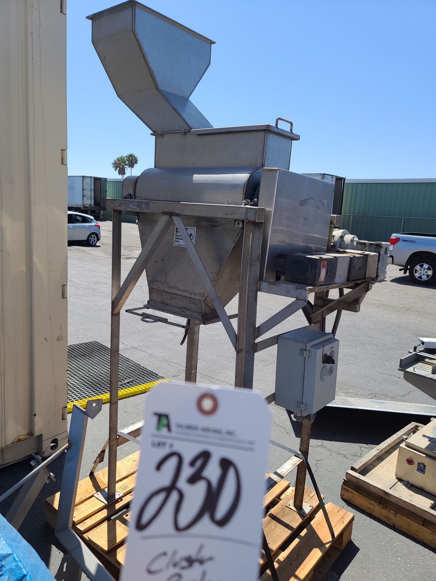 Cluster Buster (Located at: 226 Montgomery Ave; Oxnard, California)