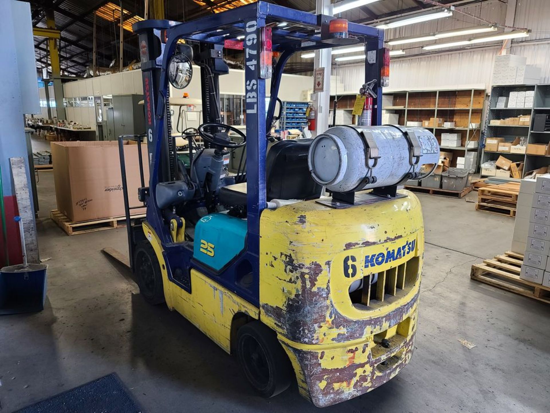 Komatsu mod. FC25ST-12 4790LBS CAP Forklift - Image 3 of 5