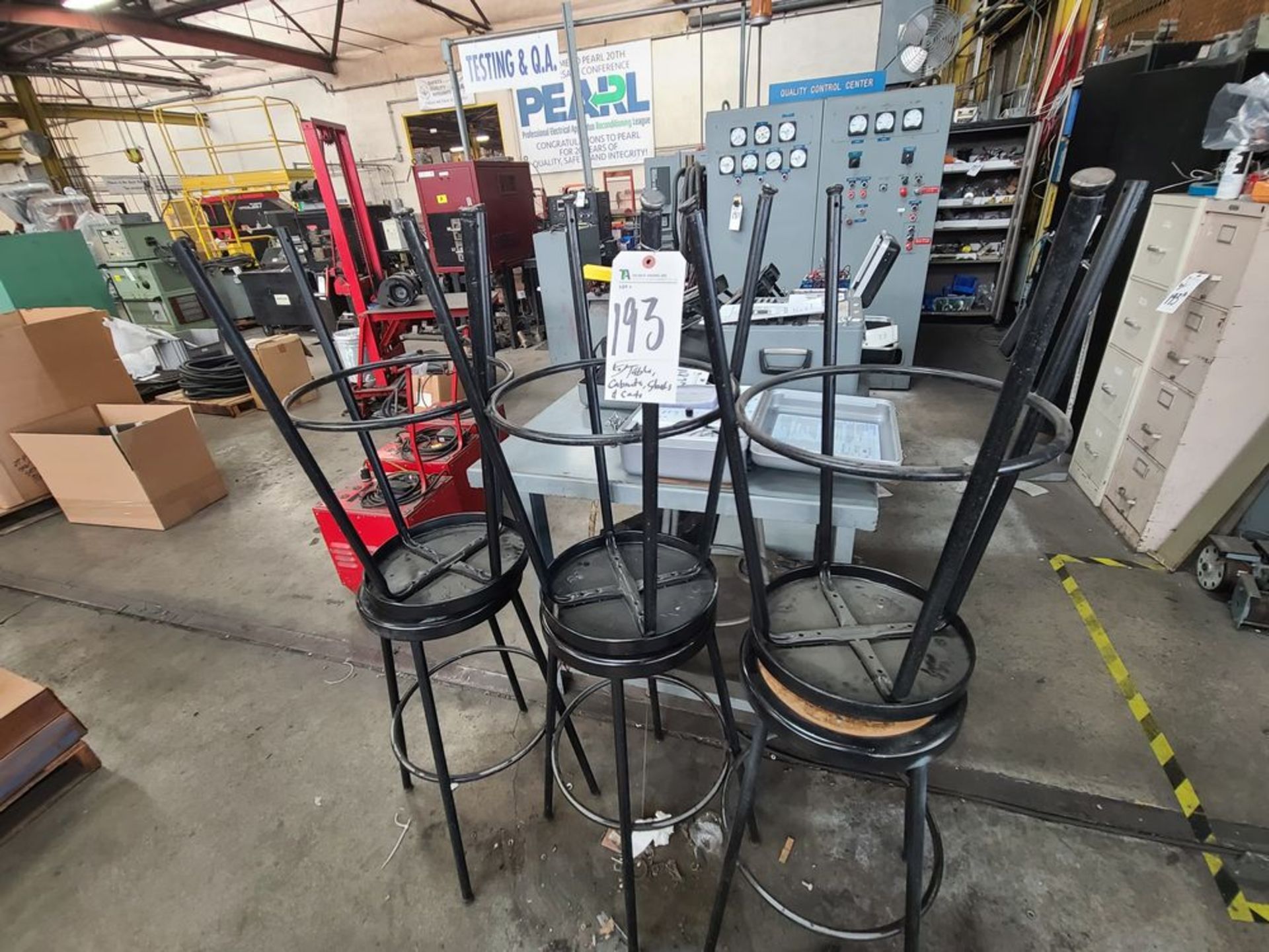 (Lot) Tables, Cabinets, Stools & Carts