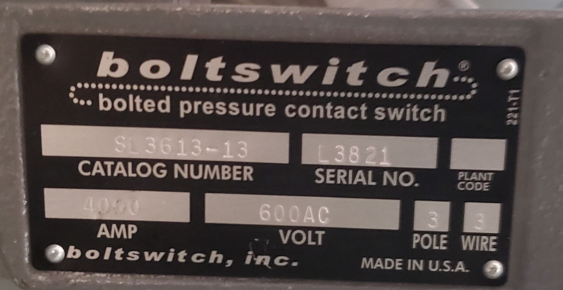 PCT Cat SL3613 Manual Transfer Switch 4 000A MTS Amp, 3 PH, 4 Wire (LOADING FEES: $200) - Image 3 of 3