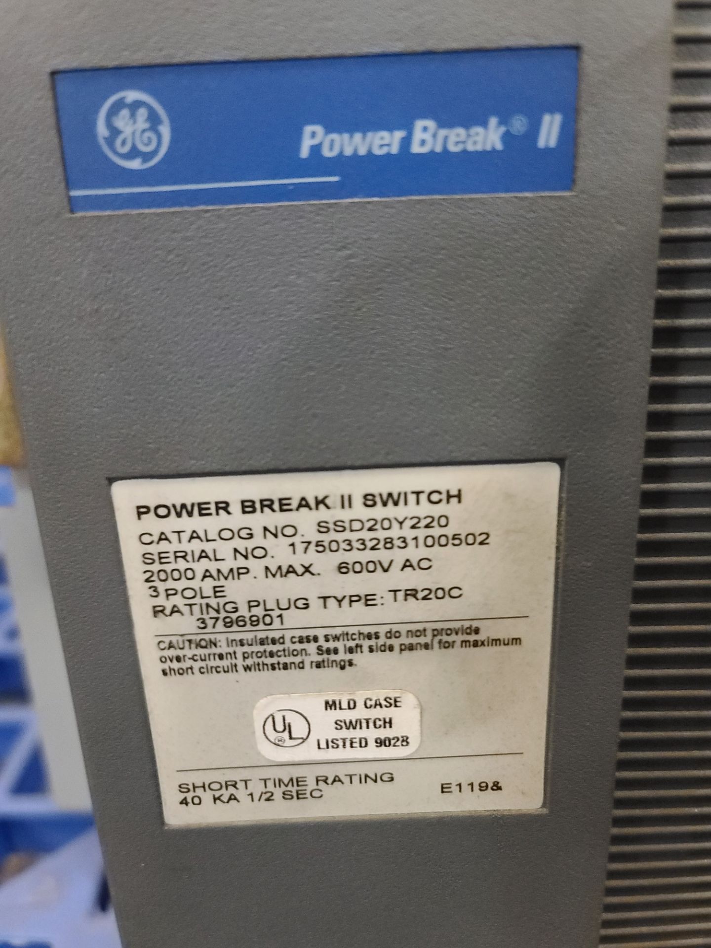 (Lot) 2000 Amp Power Break II Switch MQ DO (LOADING FEES: $20) - Image 2 of 2