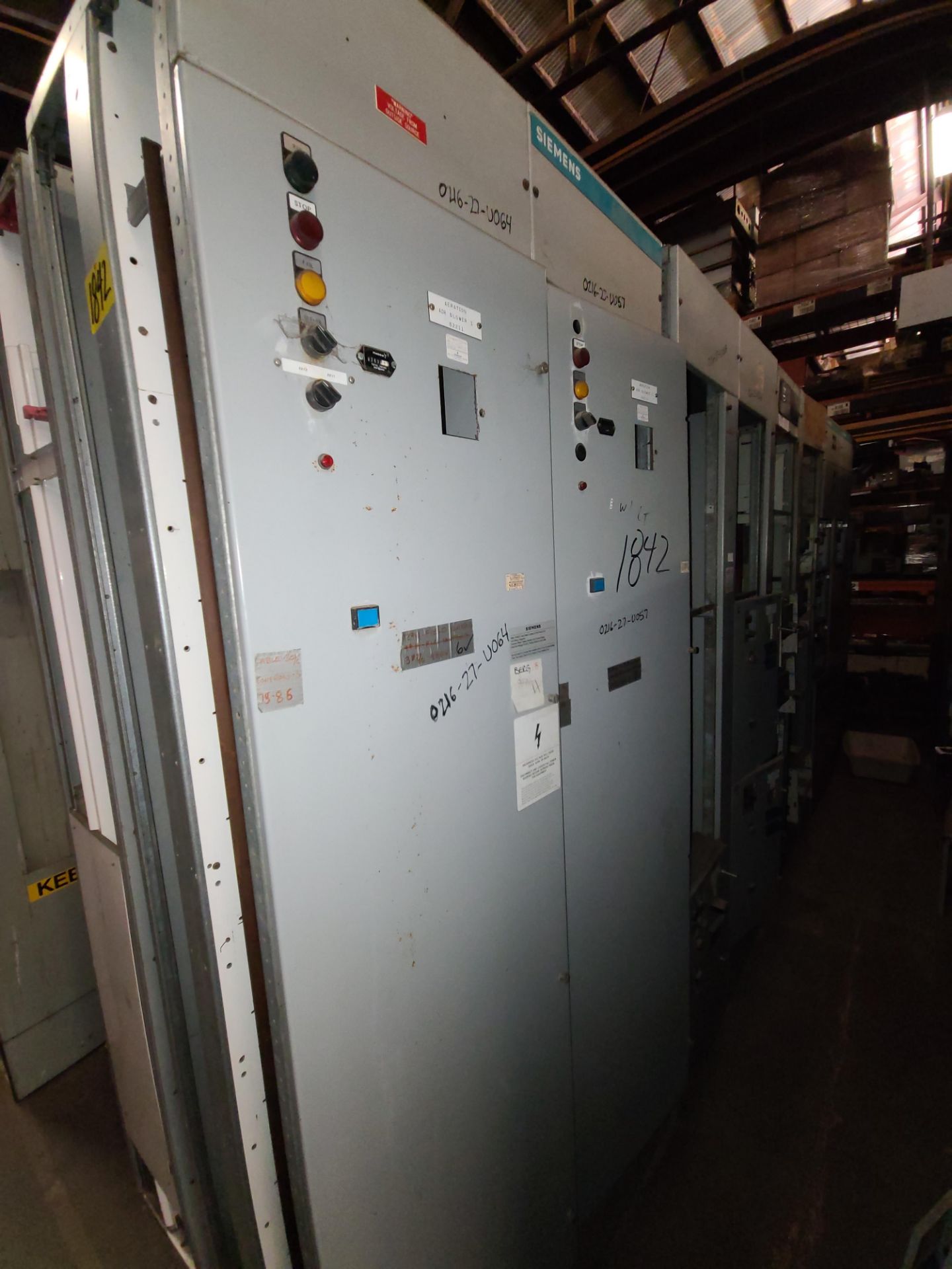 (Lot) West Type W, West 2100, Siemens mod. 90 MCC N-1, 3ph, 480V w/ Assorted Buckets (LOADING - Image 4 of 4