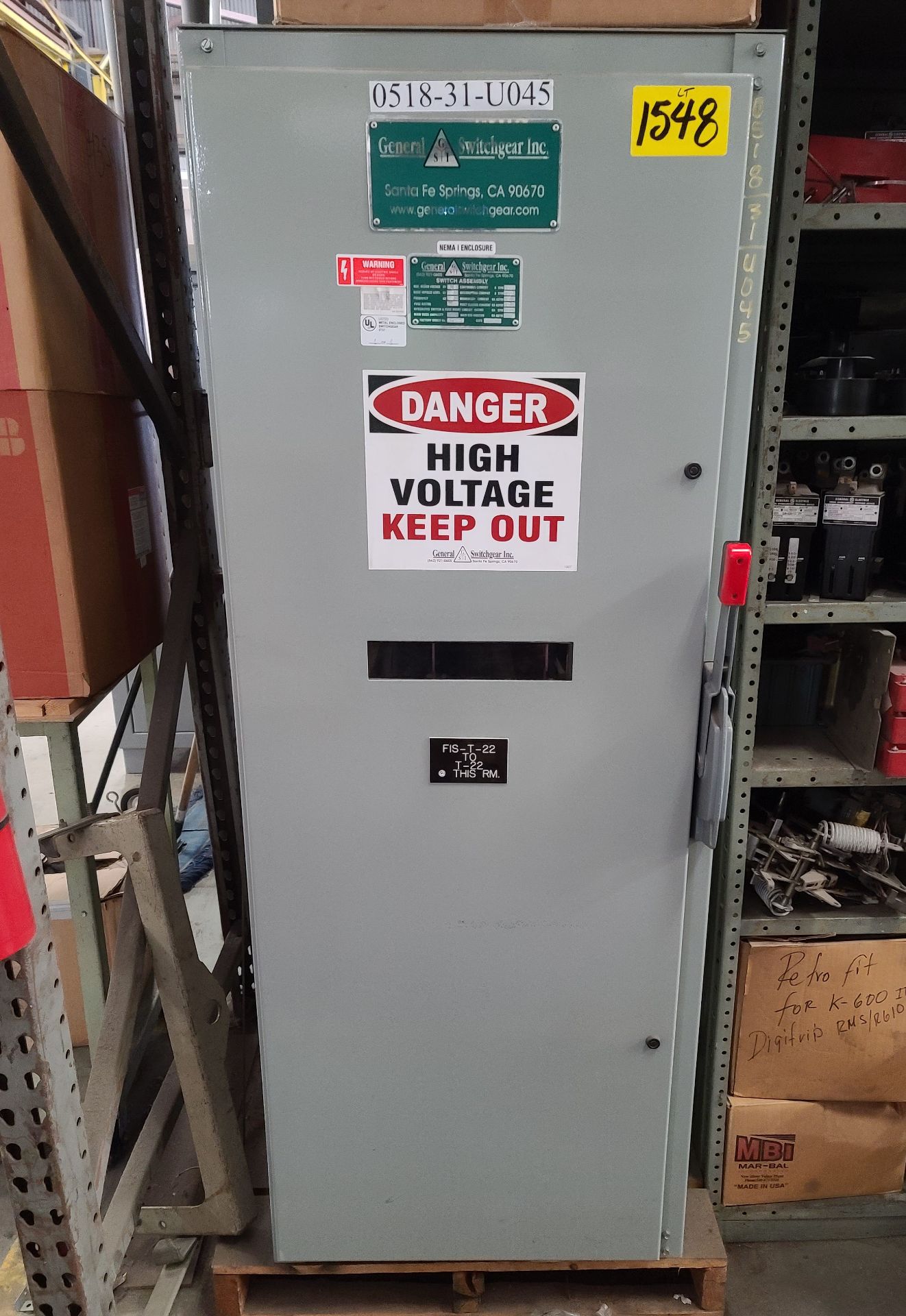 General Switchgear 5kV 200A Load Interrupter Switch (LOADING FEES: $100)