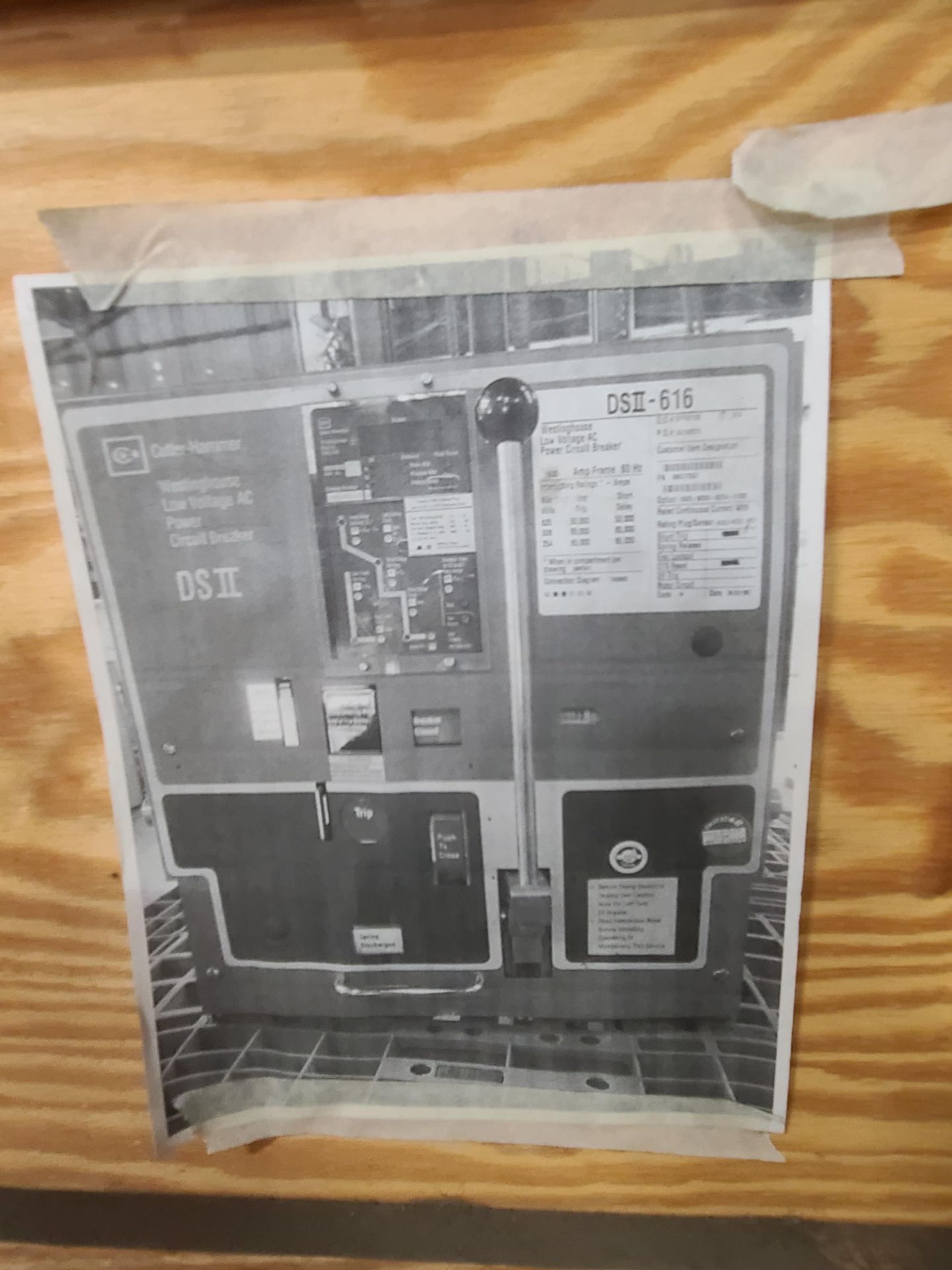 Cutler Hammer mod. DSII 616 Aur Circuit Breaker MO/DO, 1010-18-Q034 (Reconditioned) (LOADING - Image 2 of 2