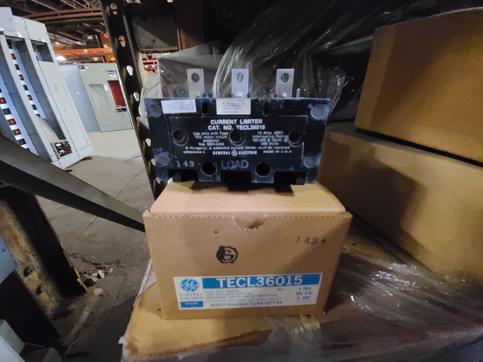 (Lot) GE TECL36015 (195 pcs approx), GE TEC36003 - Image 2 of 3