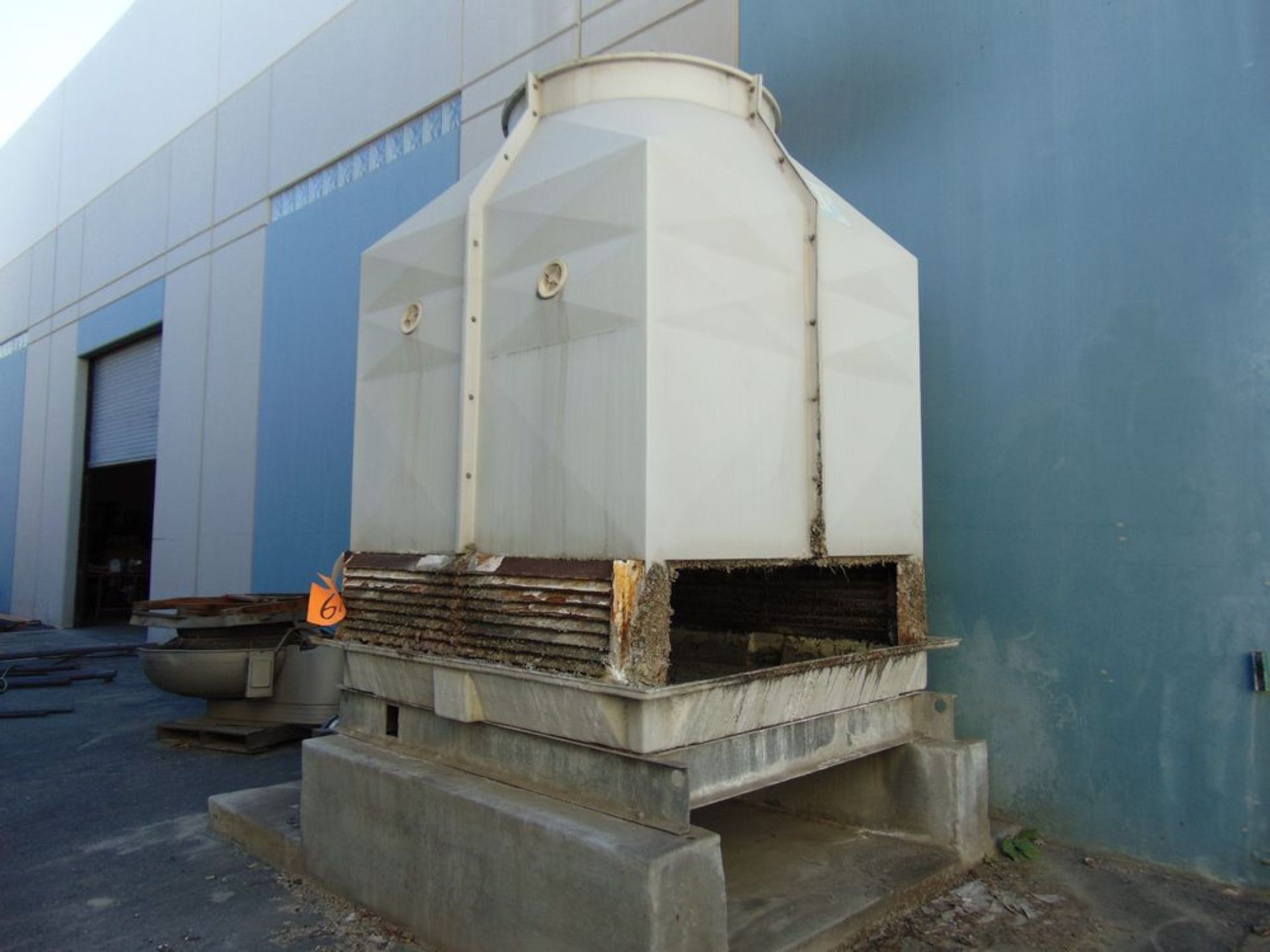 CCT Cooling Tower w/ (2) 7 1/2hp Pumps - Image 2 of 3