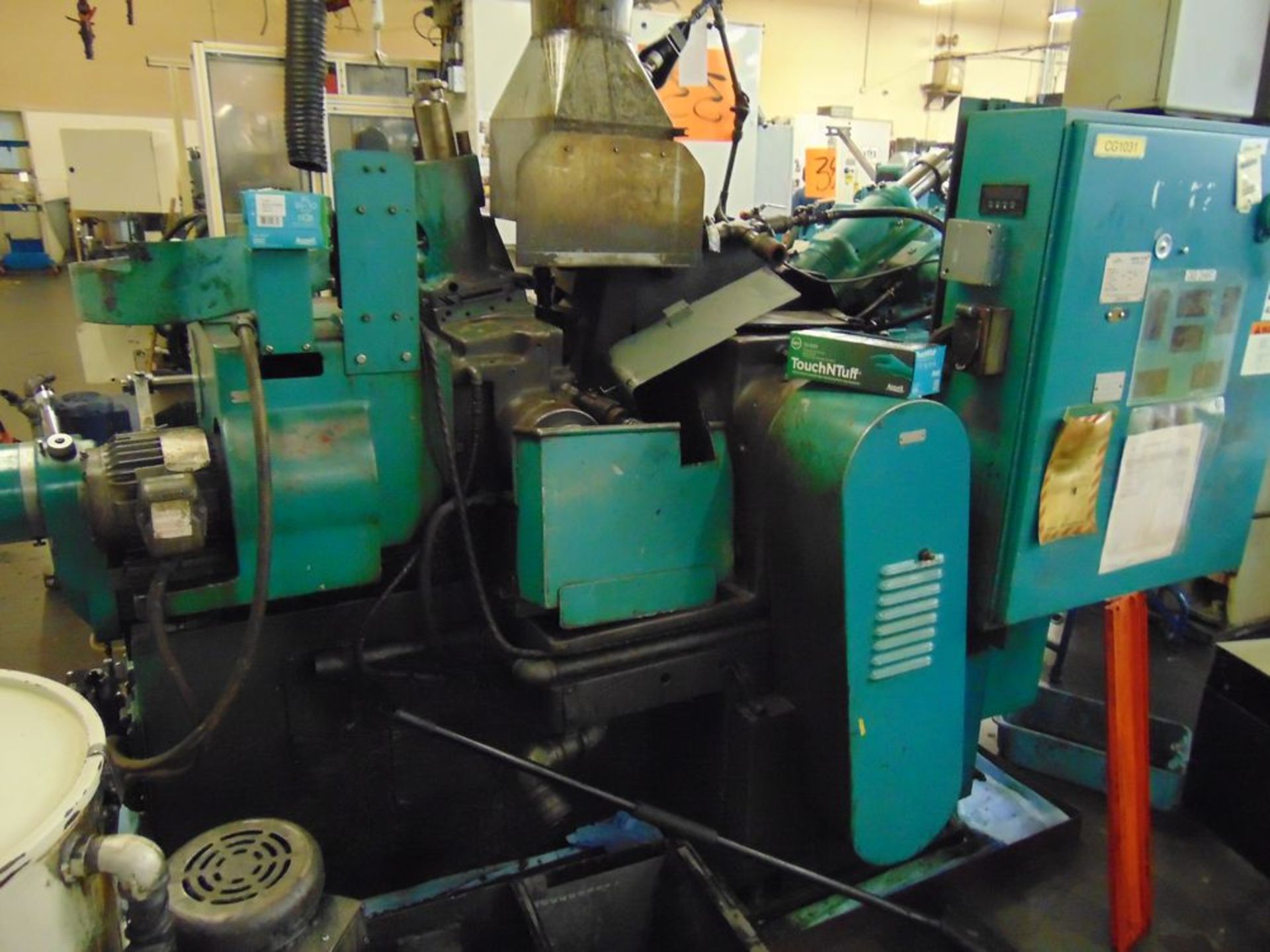 Cincinnati Cinco 15 Centerless Grinder S/N 9M8H5T-56 (LOADING FEES: $600) - Image 3 of 3