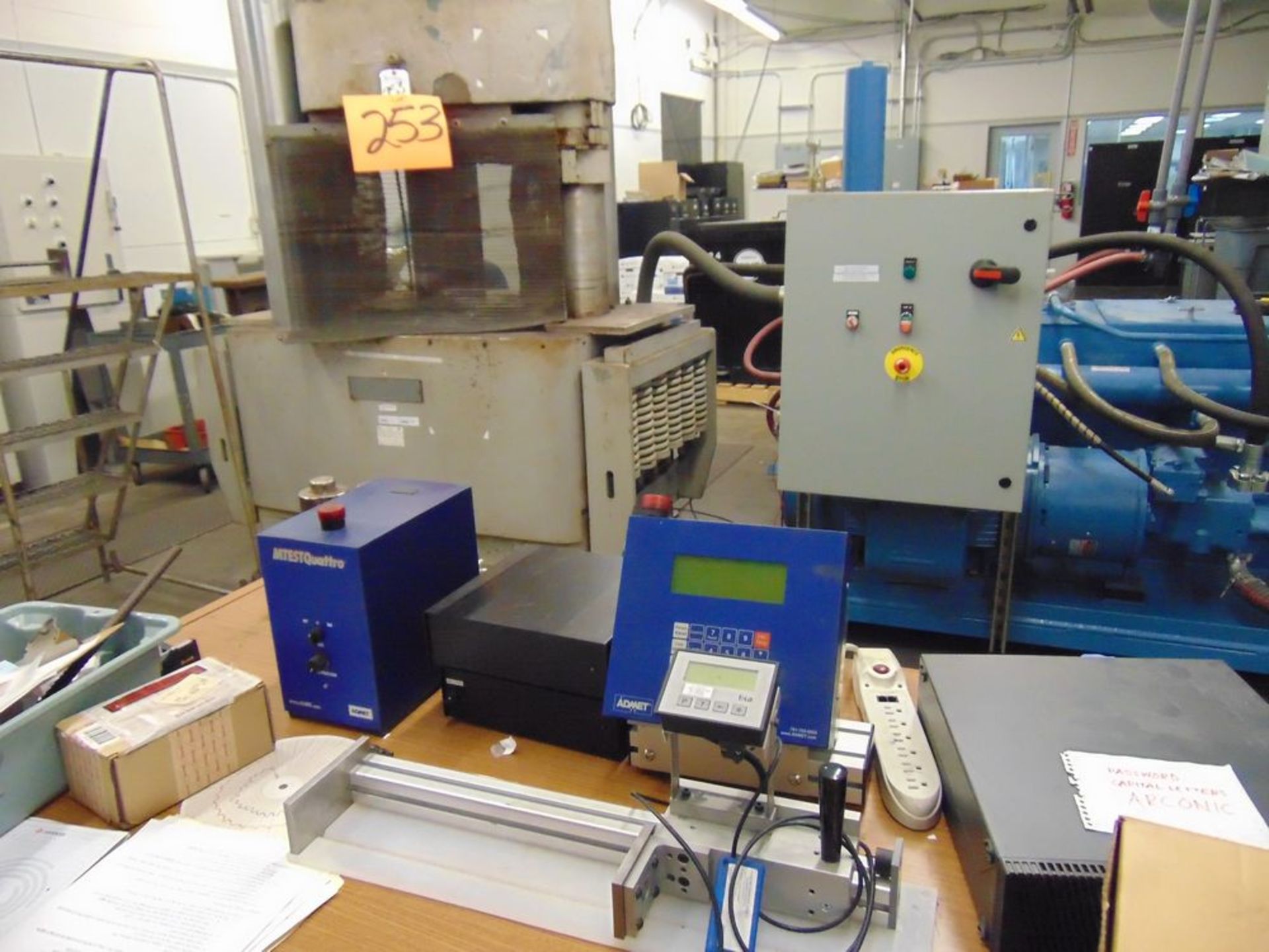 Fatigue Tester mod. RL600/1000 Two Post Hyd. w/ Dynex 60 (Pit) HP Hyd. Unit (LOADING FEES: Call - Image 4 of 4