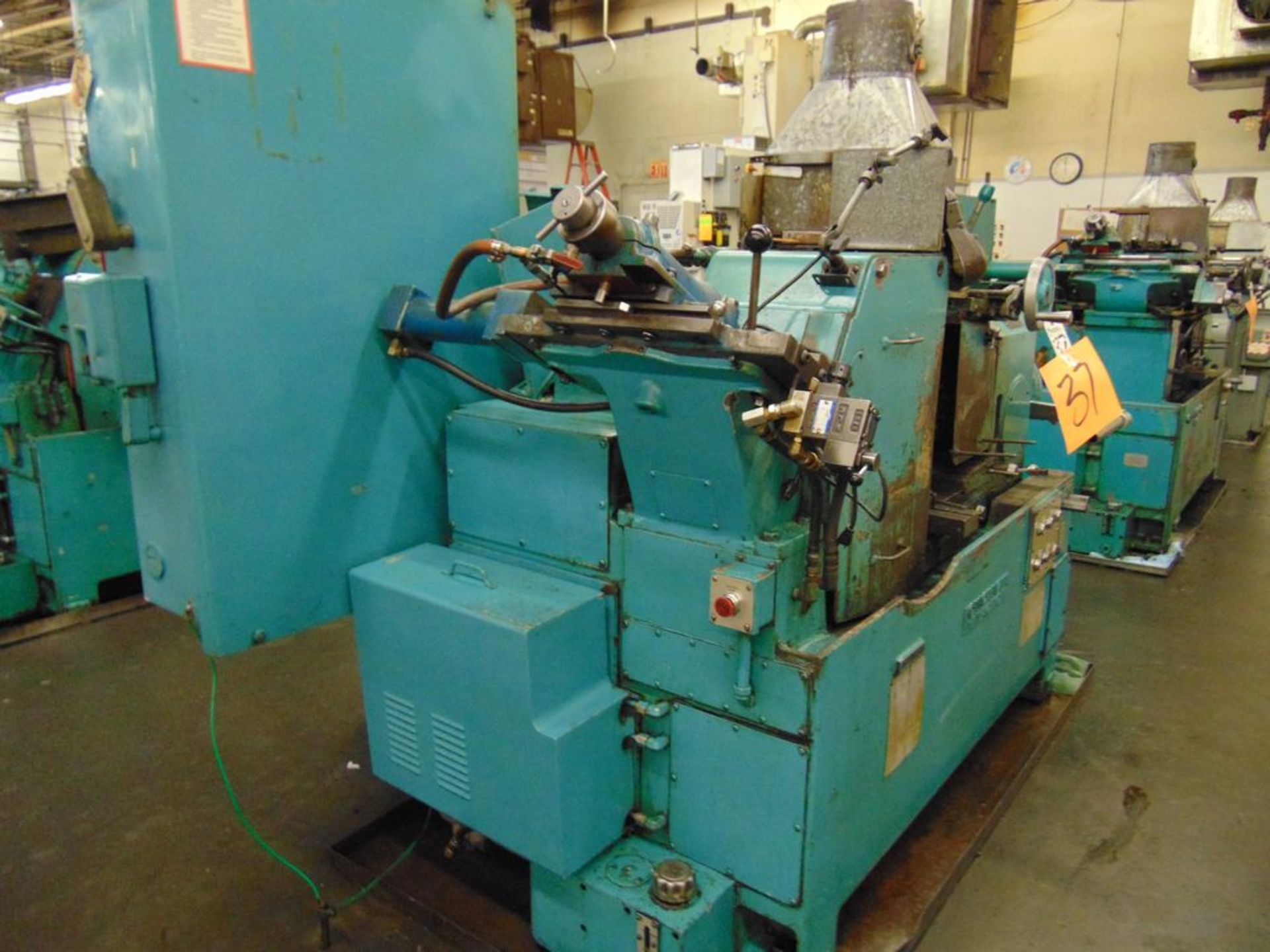 Cincinnati #2-OM Centerless Grinder S/N 350200086-0009 (LOADING FEES: $600) - Image 2 of 3