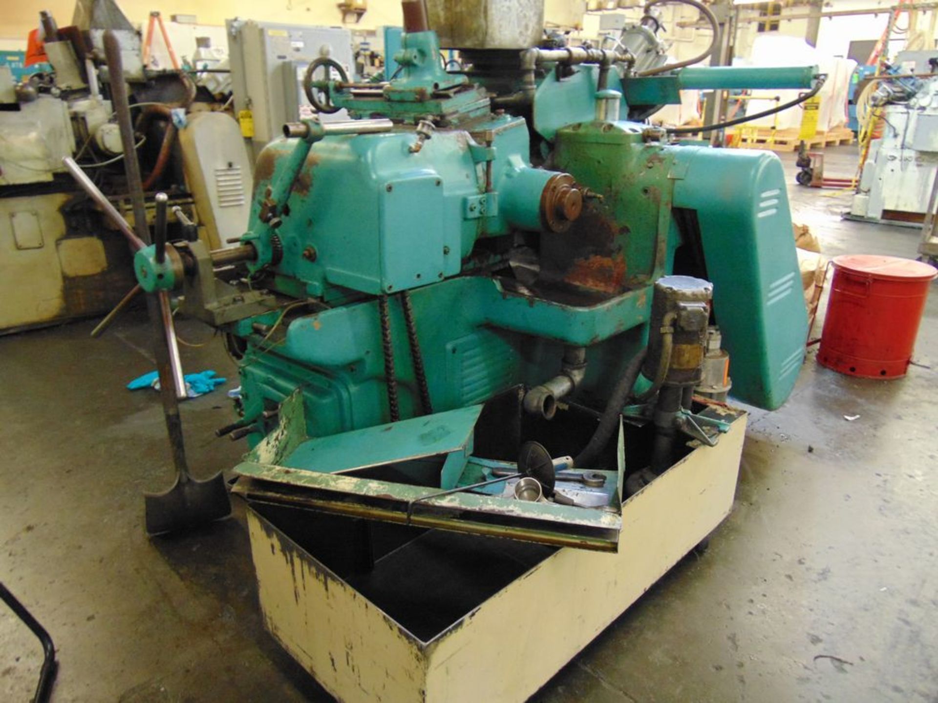 Cincinnati #2-EA Centerless Grinder S/N n/a (LOADING FEES: $600) - Image 4 of 4