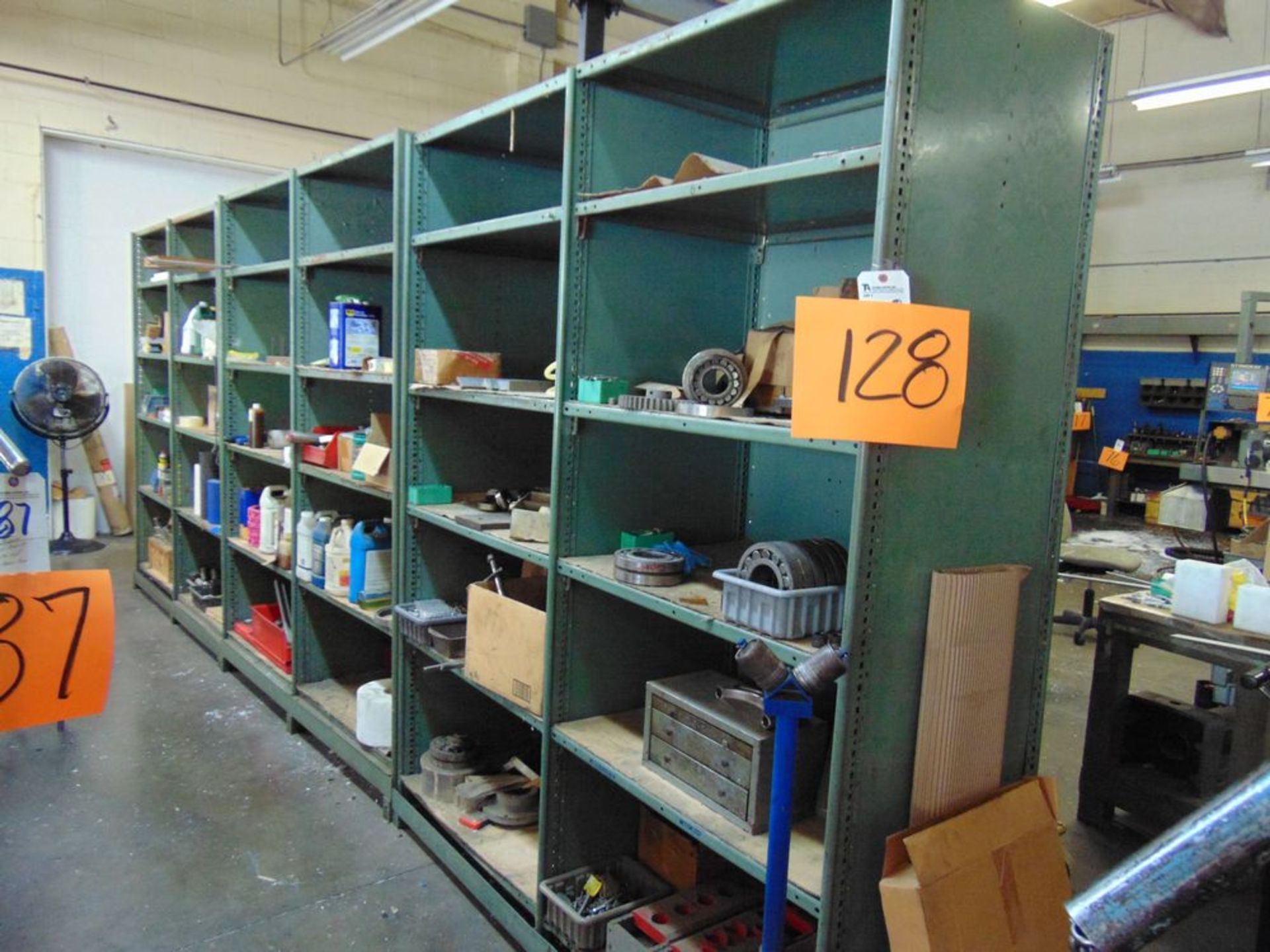 (Lot) Shelving (No Contents)