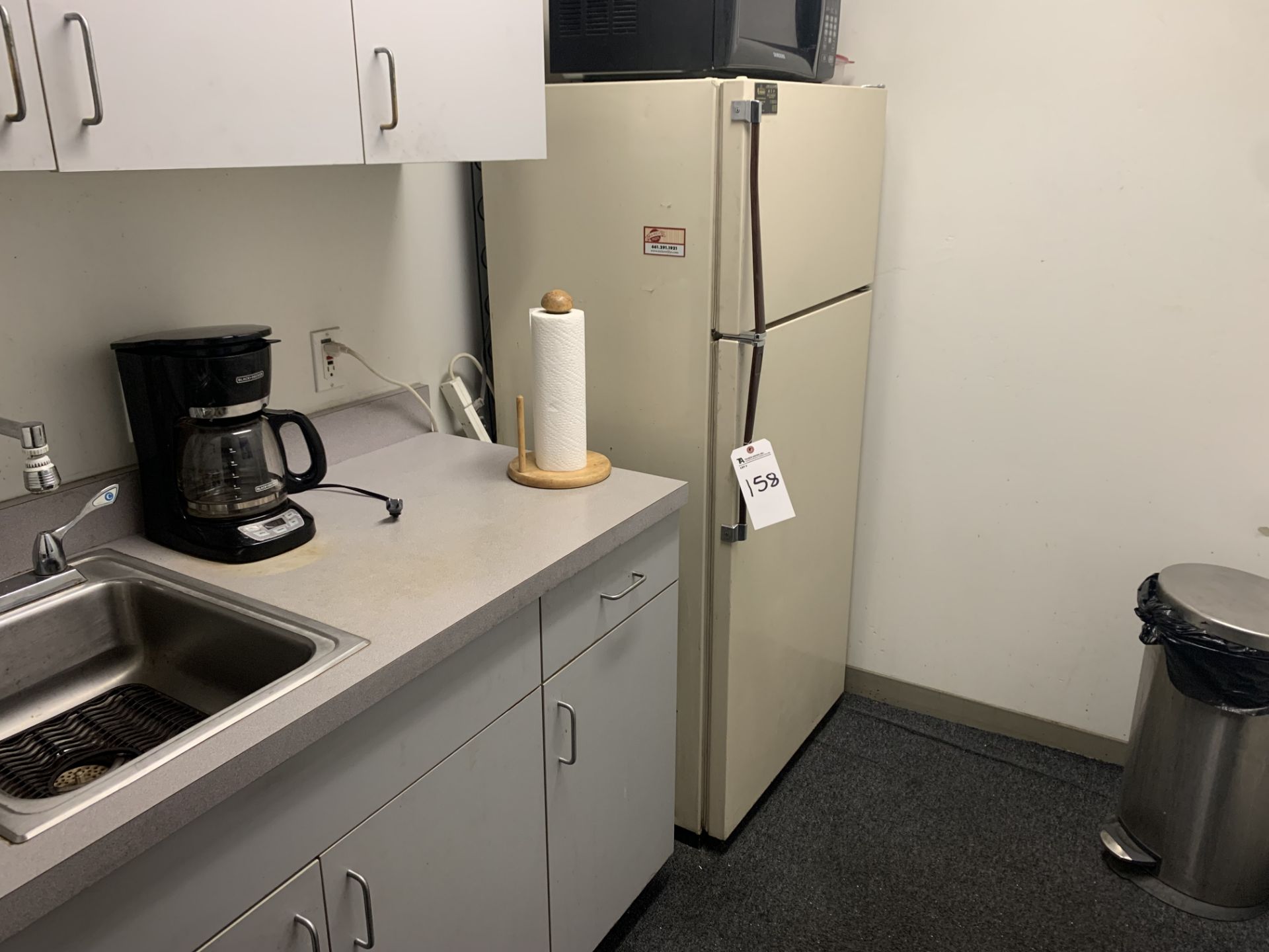 (Lot) Room and Contents (Refrigerator, Coffee Maker)
