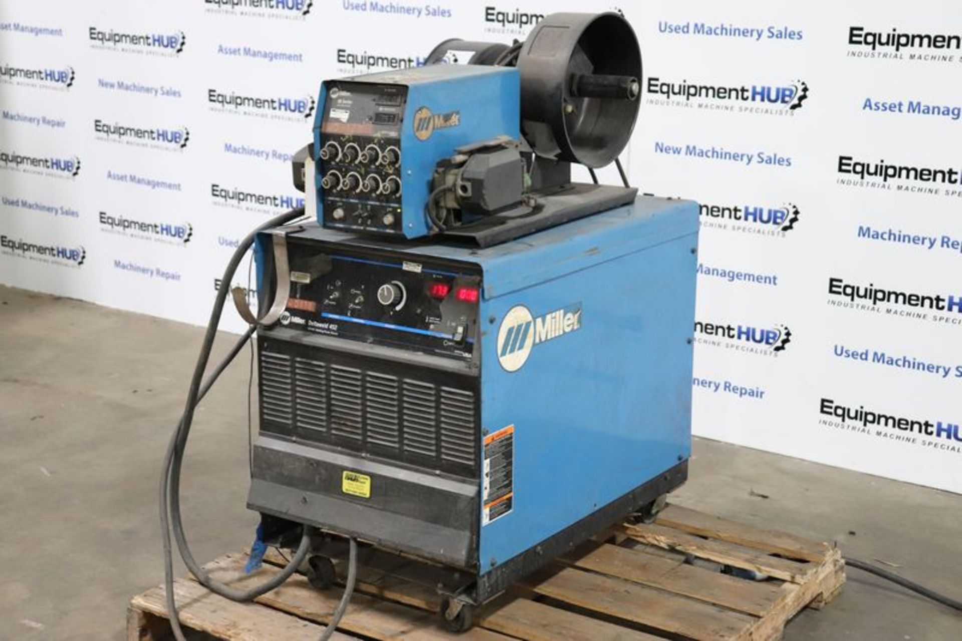 Miller Deltaweld 452 450 Amp Mig Welder w/ D-64 Wire Feeder - Image 2 of 12