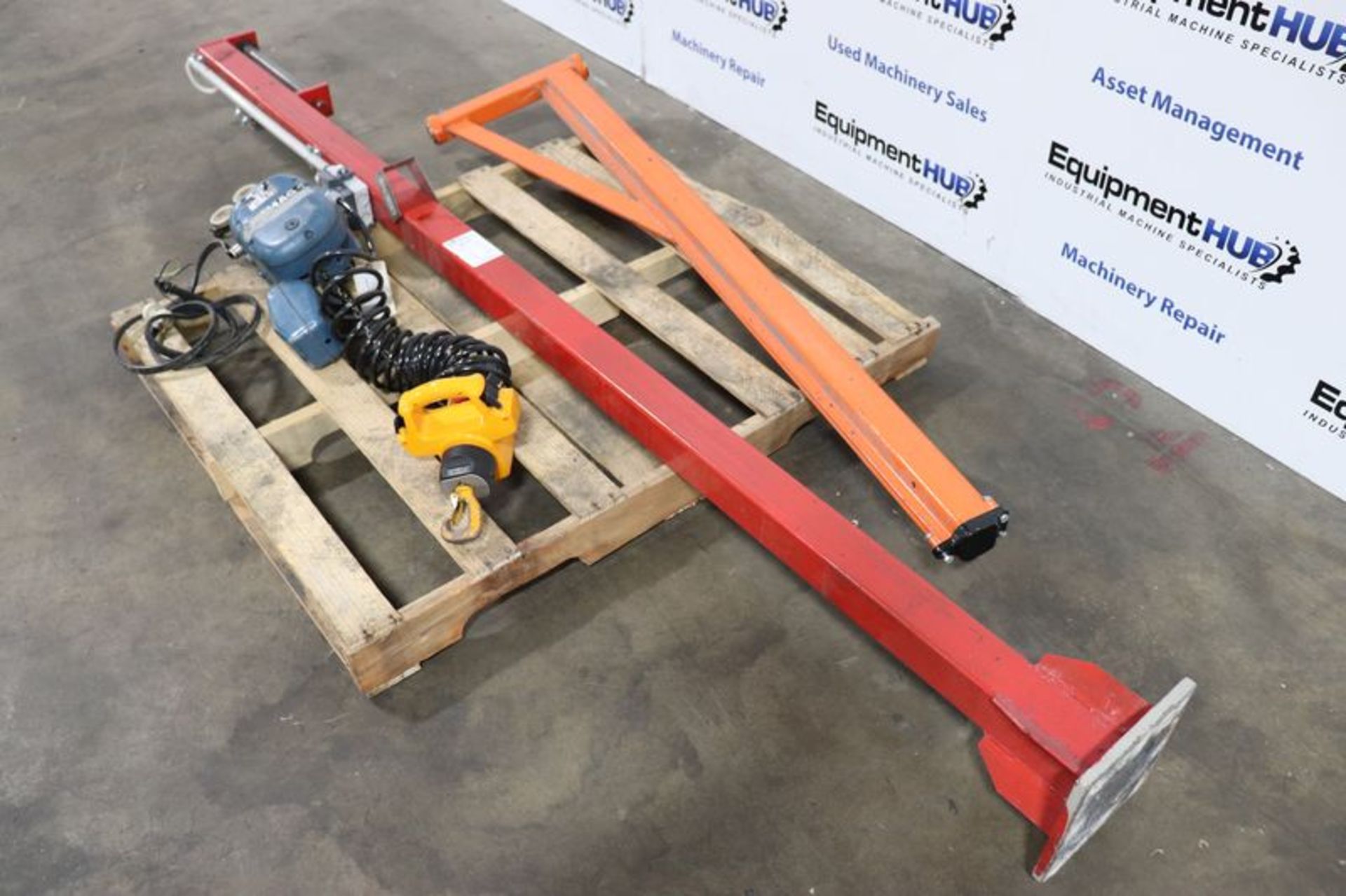 Mannesmann Demag PM 5 N-F 50KG Chain Hoist w/ Swing Beam Jib Crane - Image 4 of 8