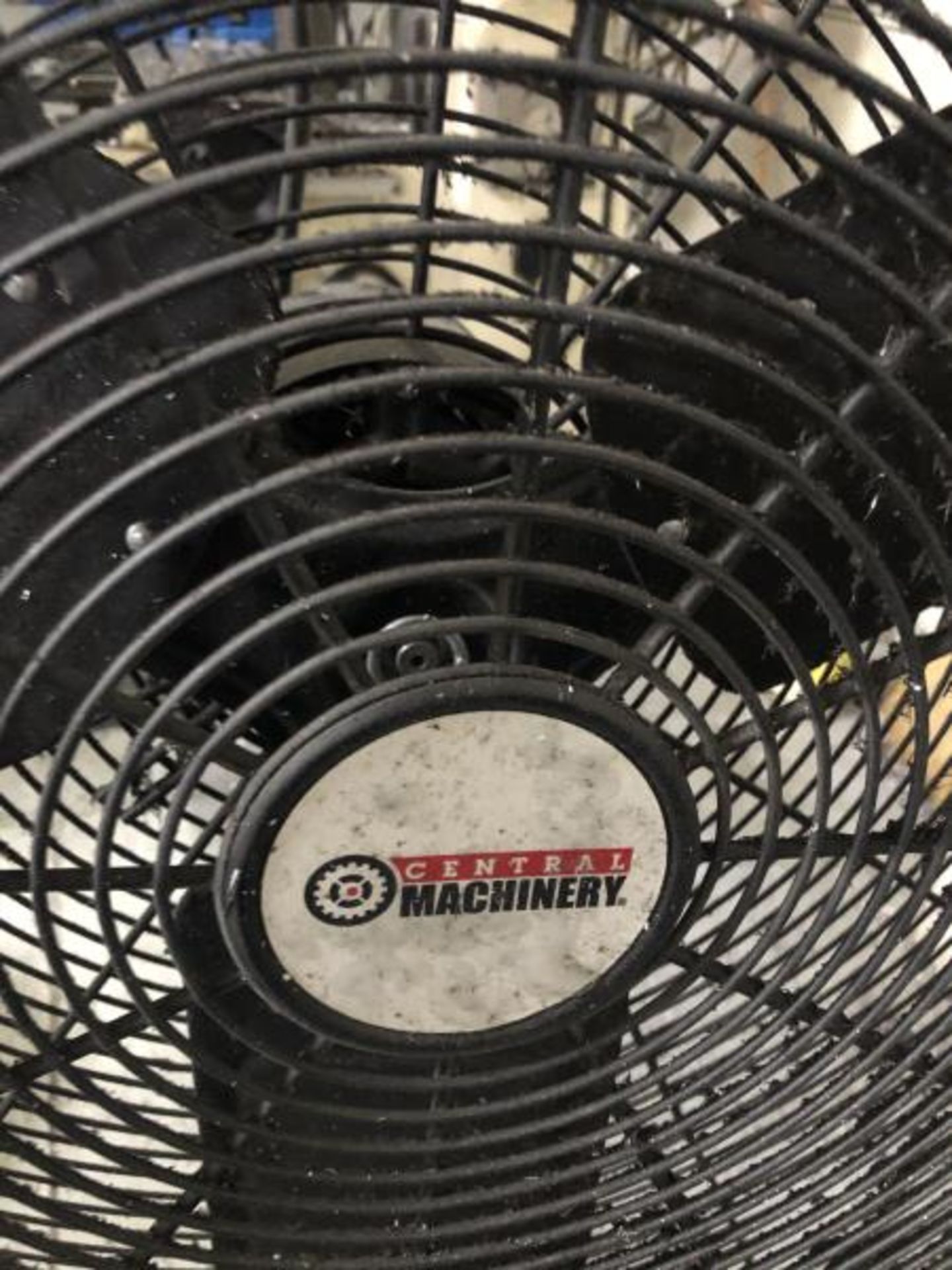 Centra Machinary floor fan - Image 2 of 2