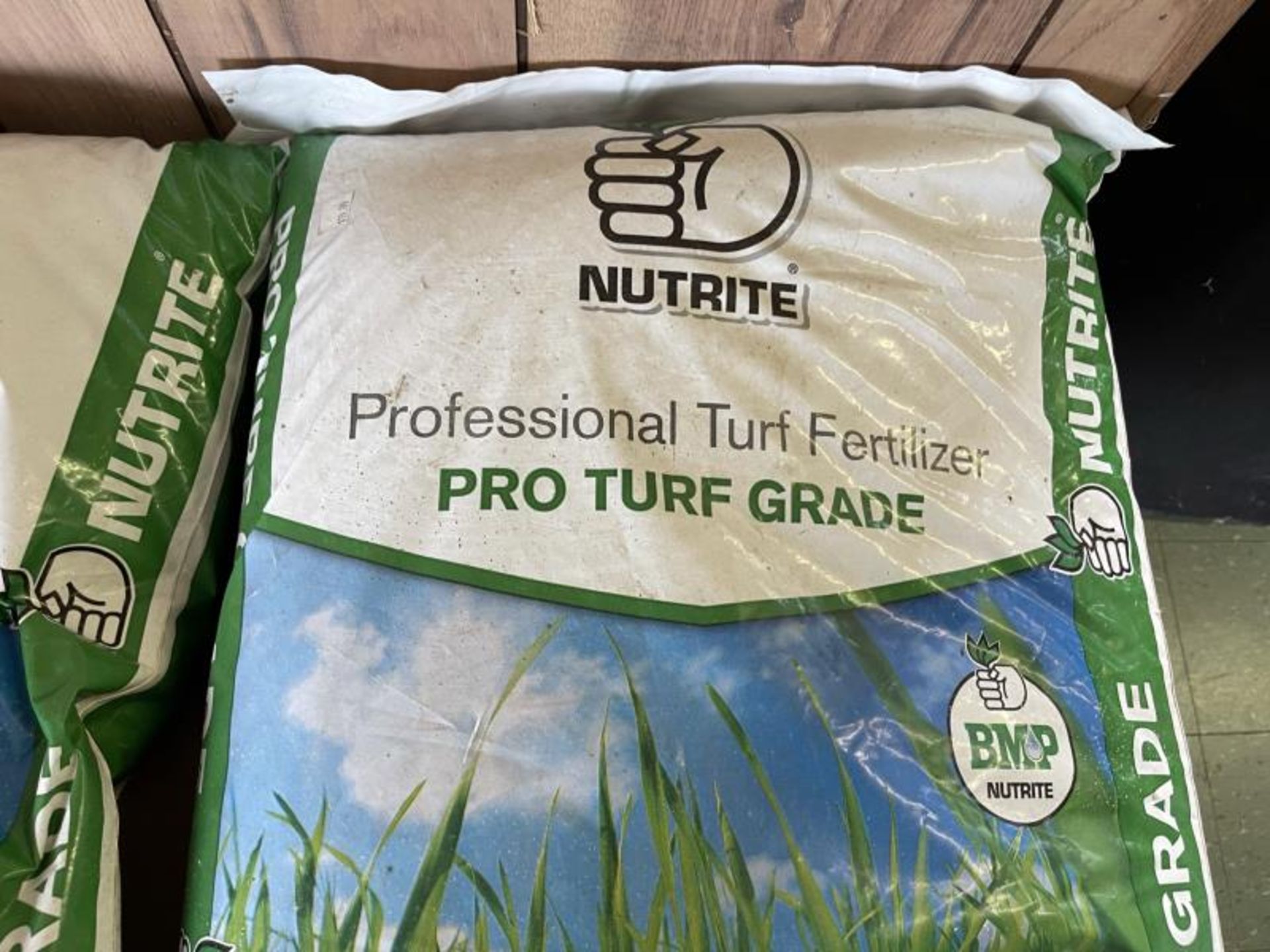 Fertilizer, lot of 3 bags, Proturf guard - Image 3 of 3