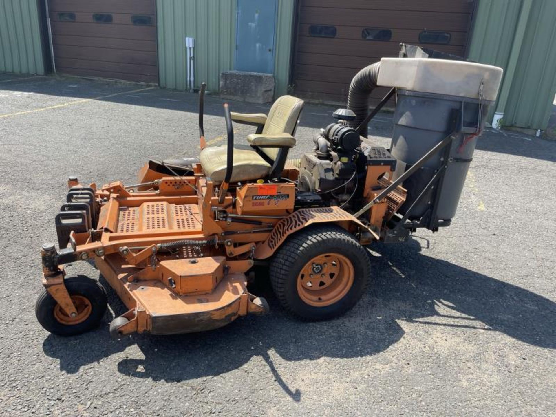 SCAG Turf Tiger Kohler 25hp Commerical Pro with leaf collector M: STT-61, New Tubes In Front Tire, M