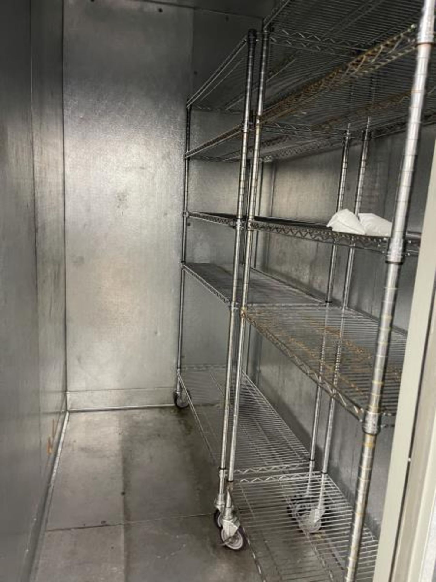 Commercial walk-in cooler/freezer, 2017, untested, 11'W x 92"D - Image 5 of 8