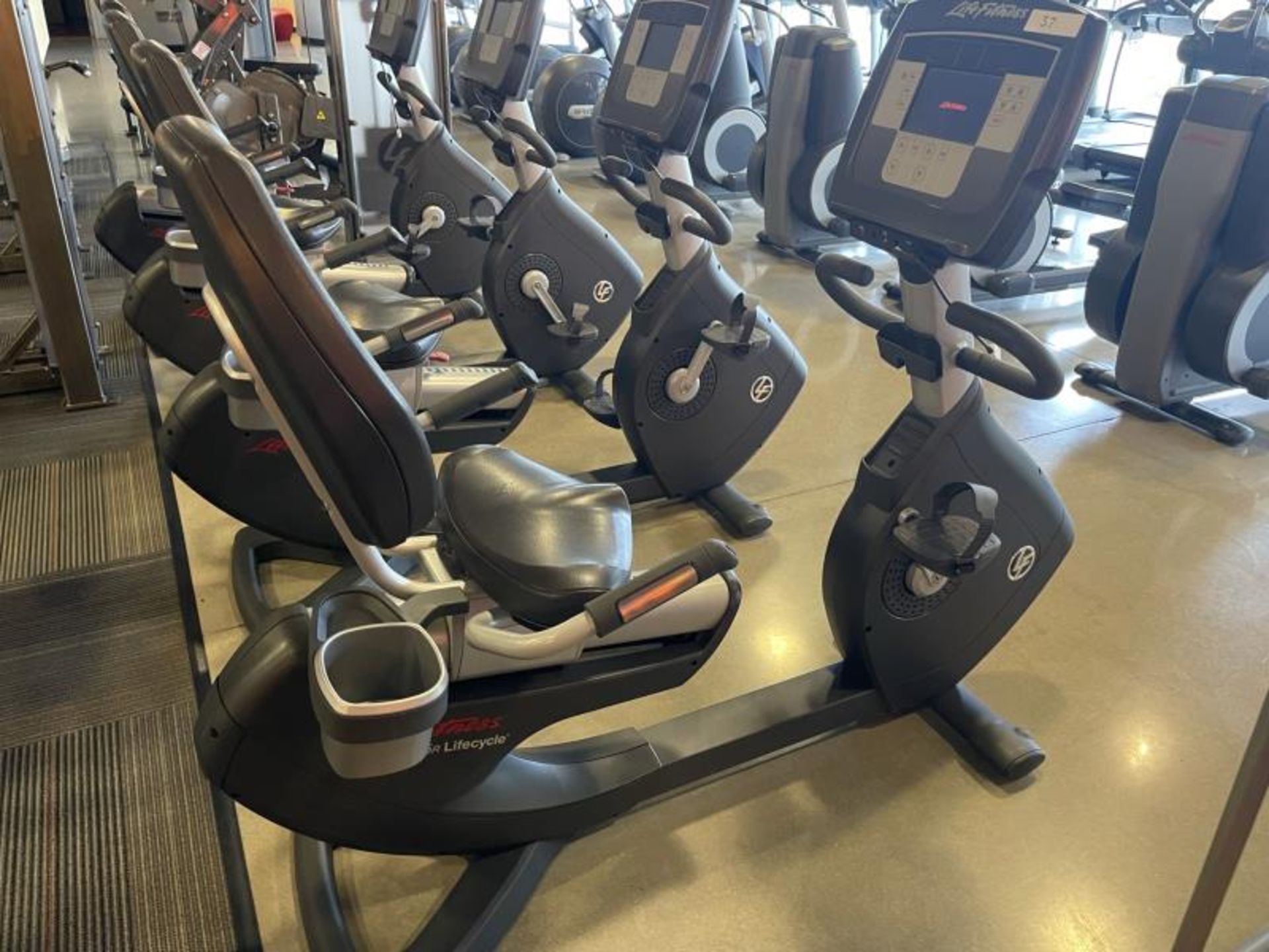 Life Fitness Lifecycle Recumbent Bike M: 95R