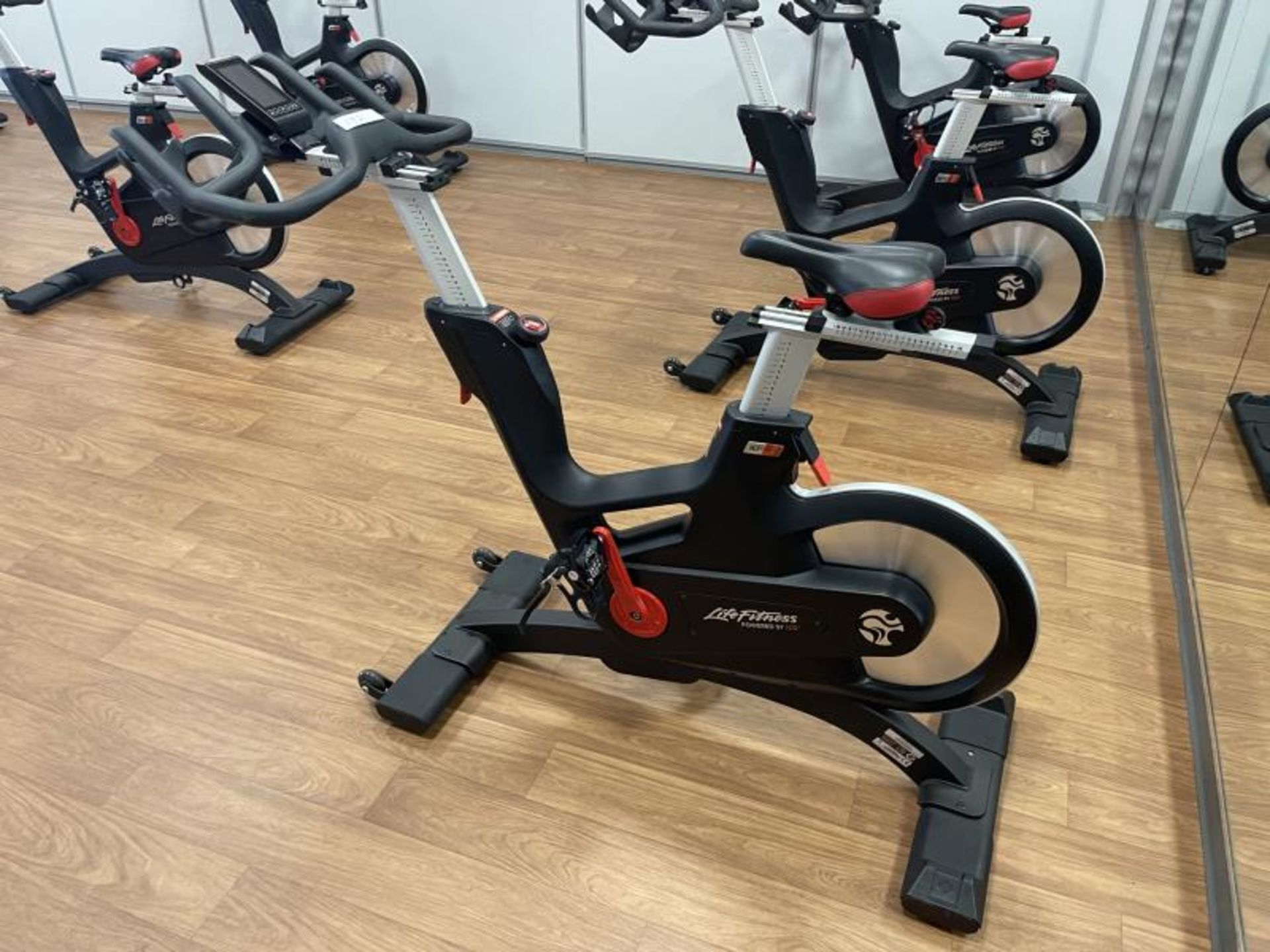 2018 Life Fitness IC7 Spin Bikes M: IC-LFIC7B2-01 - Image 2 of 3