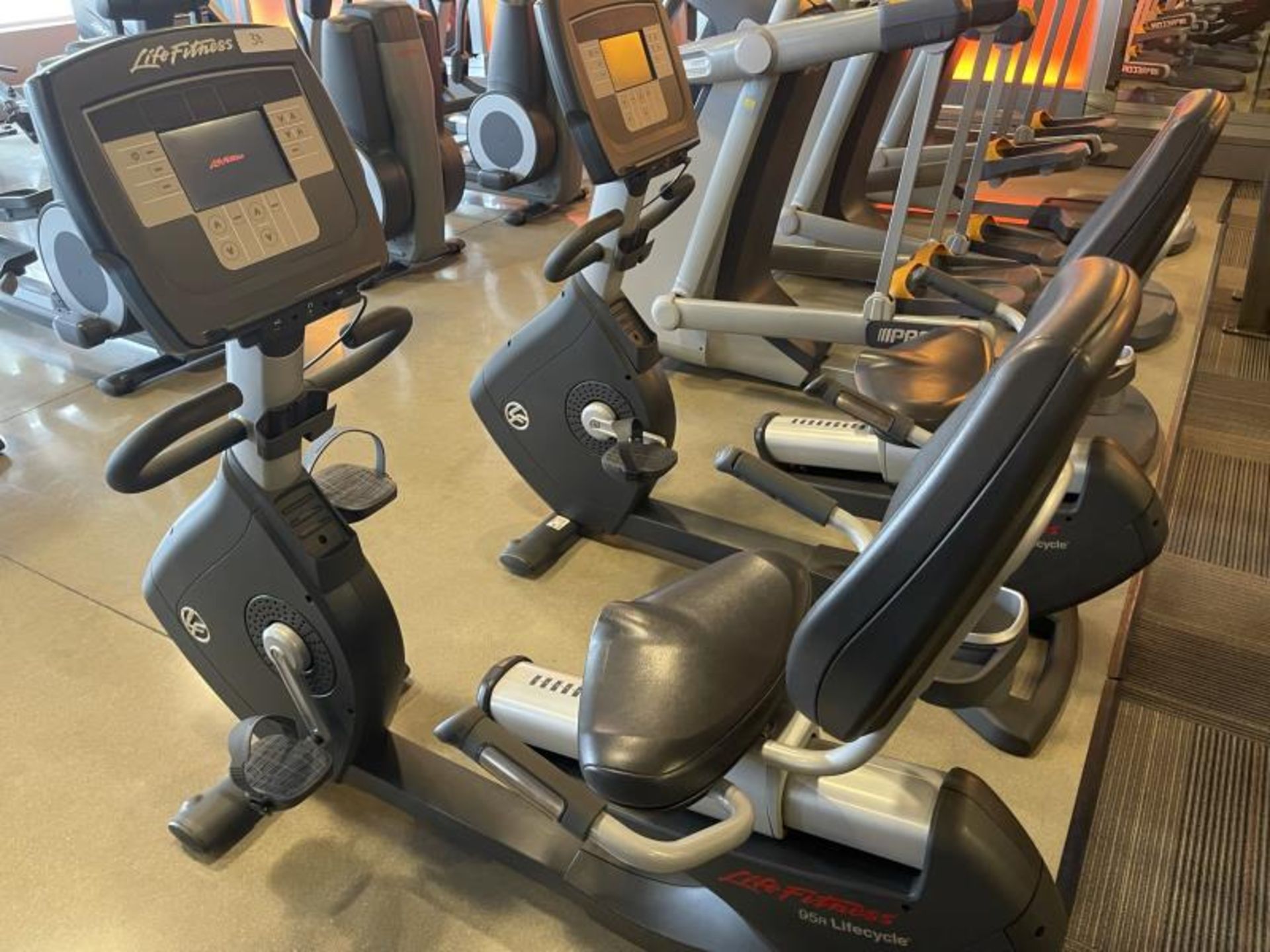 Life Fitness Lifecycle Recumbent Bike M: 95R