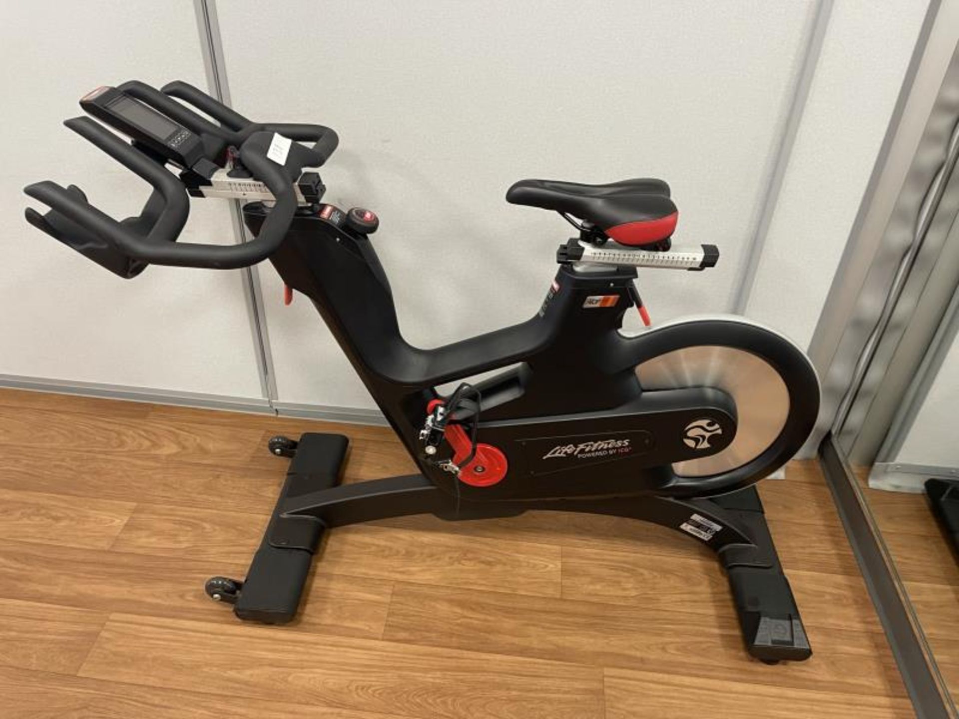 2018 Life Fitness IC7 Spin Bike M: IC-LFIC7B2-01