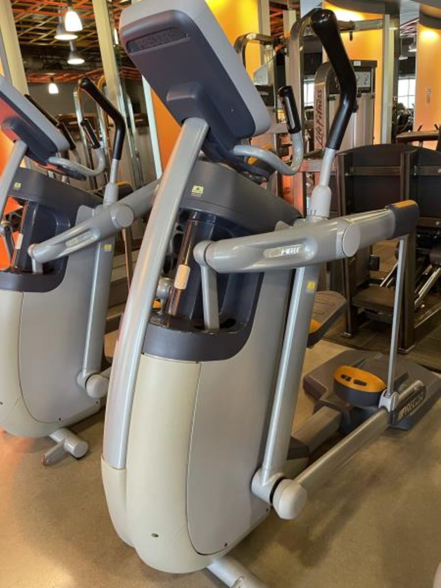 Precor AMT 100I Elliptical - Image 4 of 4