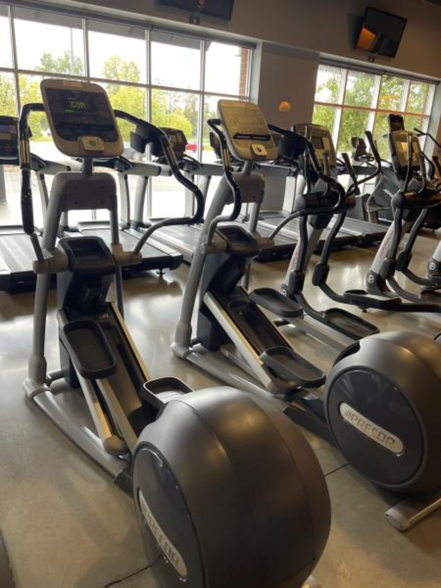 Precor EFX 546I Elliptical - Image 5 of 5