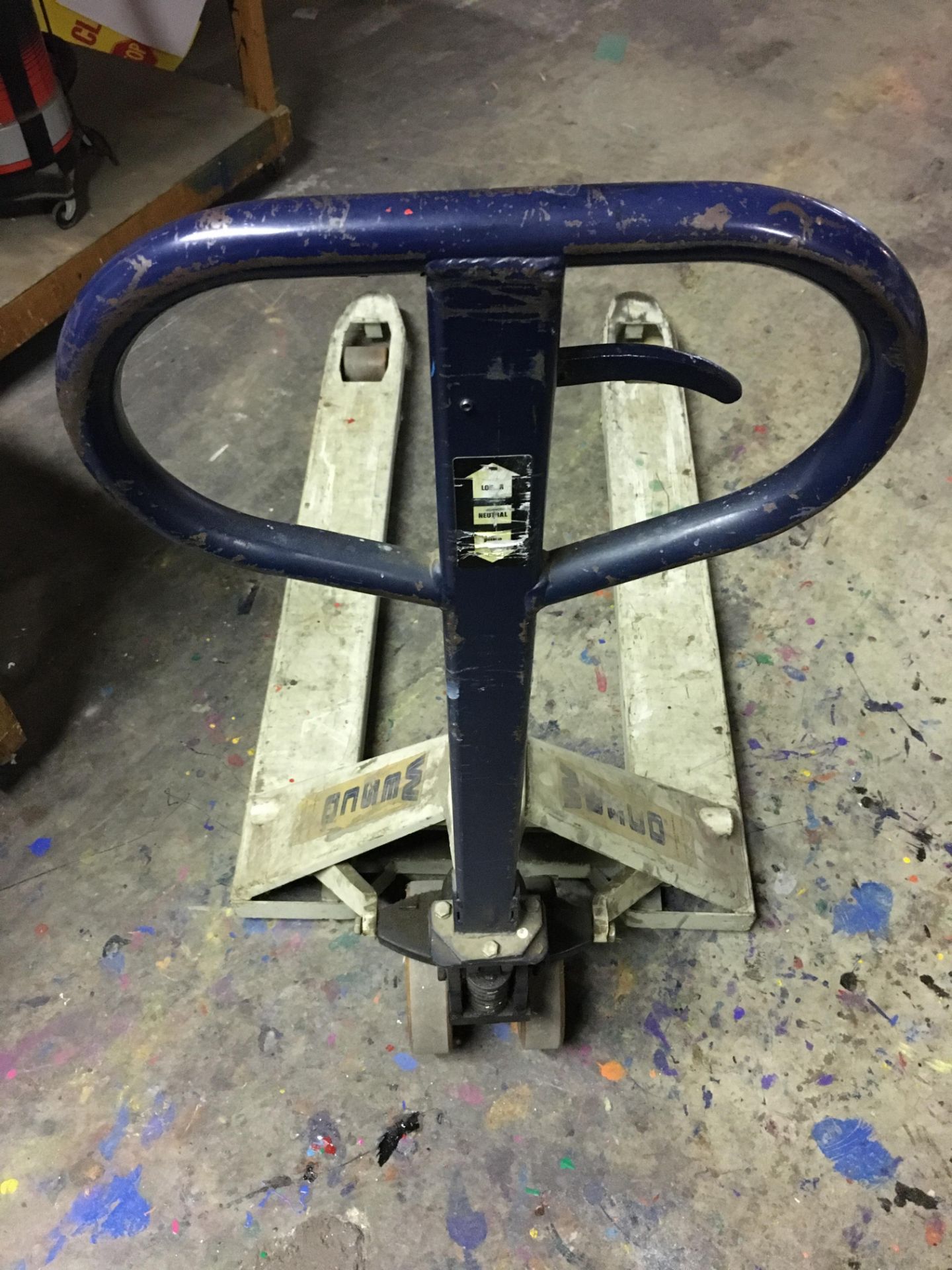 Wesco Pallet Jack - Image 2 of 3